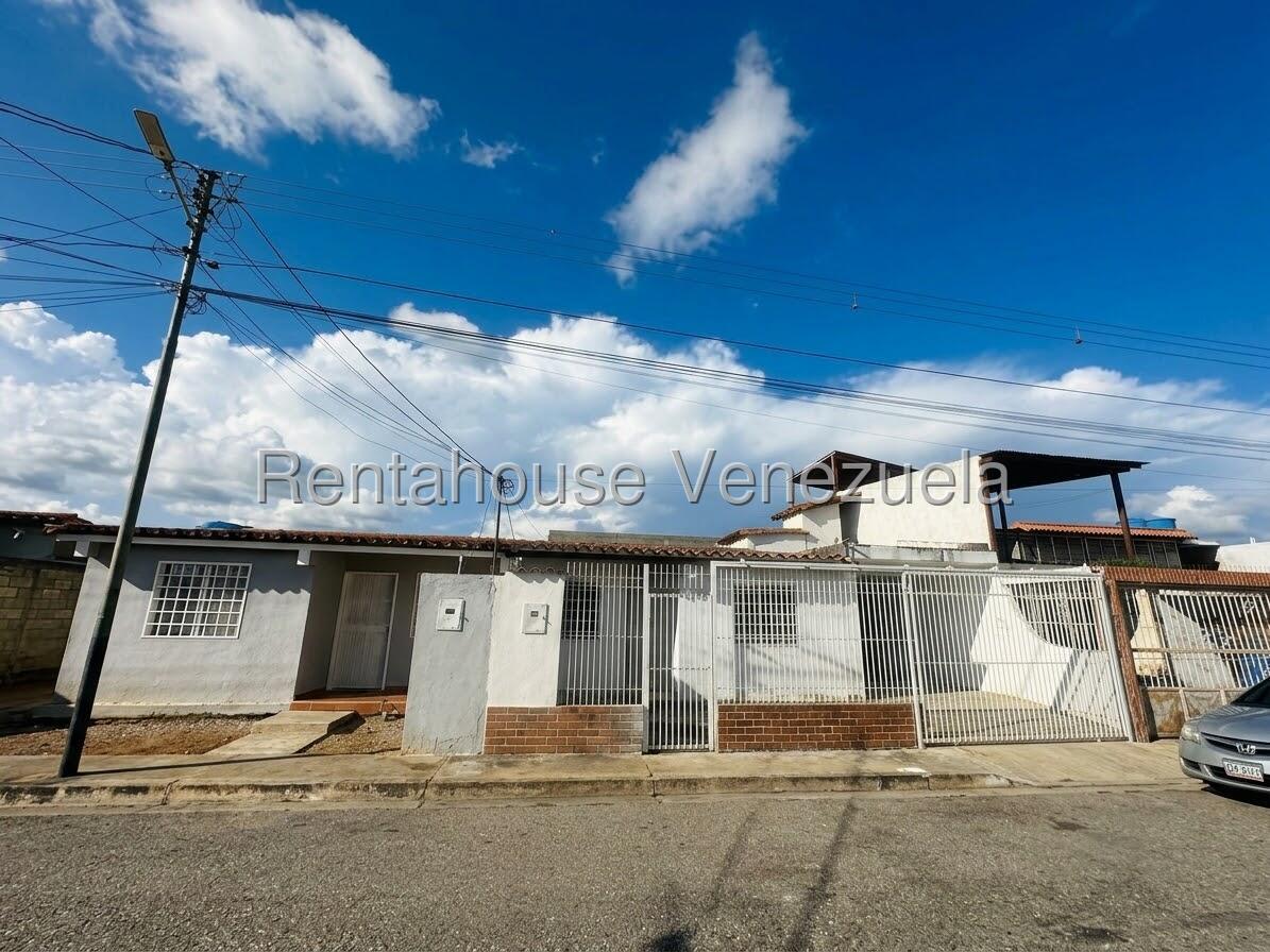 Casa en venta en Barquisimeto (Parroquia El Cuji), foto 3 de 12