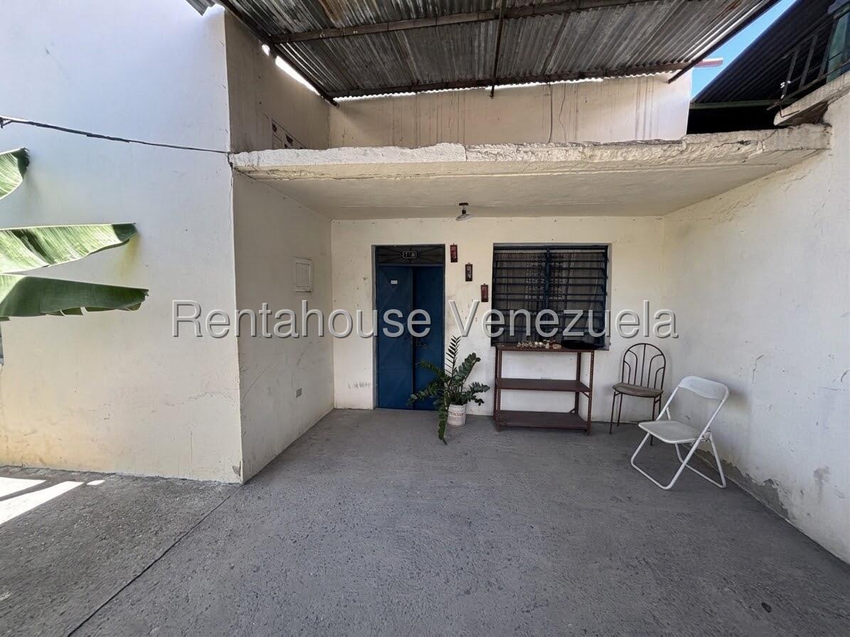 Casa en venta en Barquisimeto (Zona Oeste), foto 2 de 12