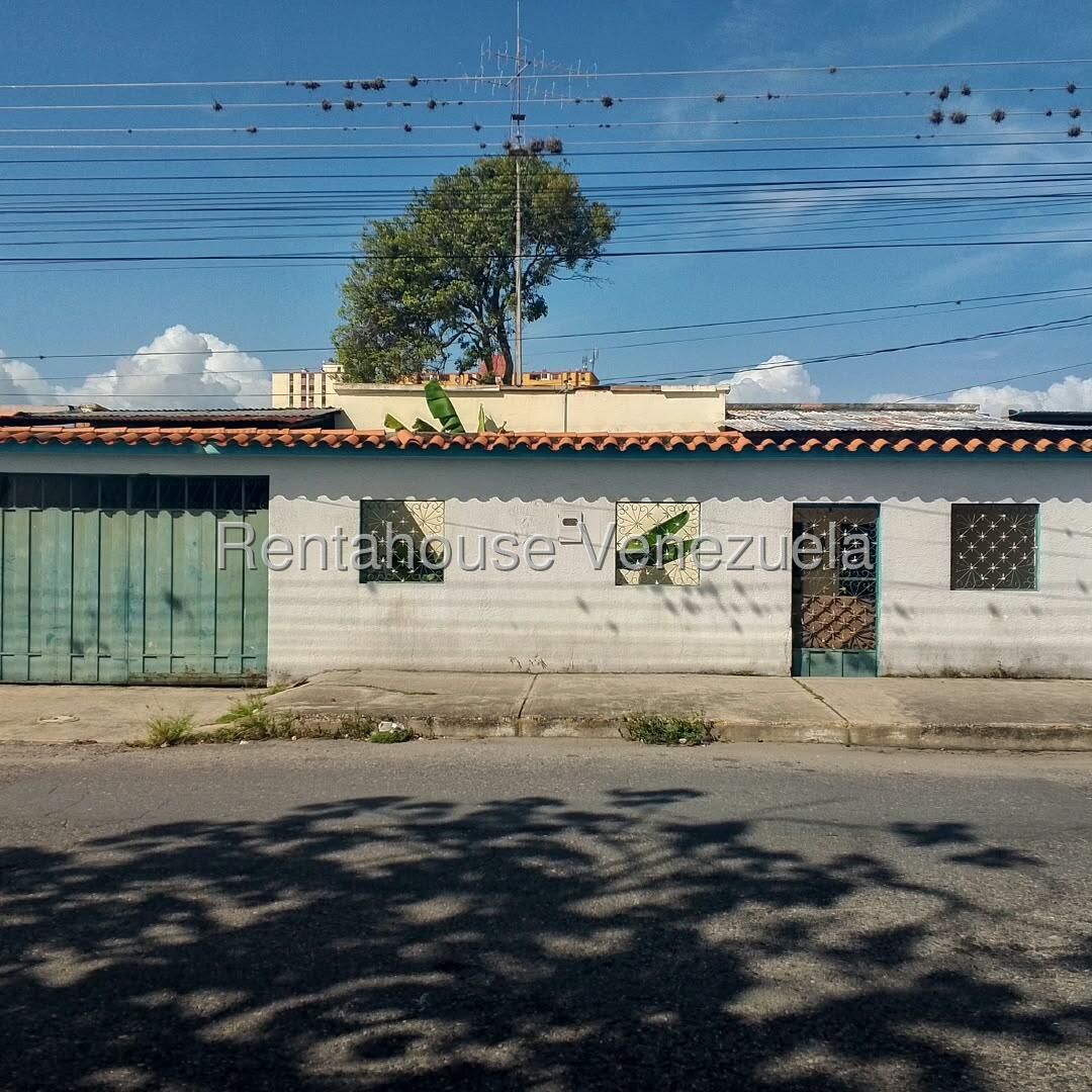 Casa en venta en Barquisimeto (Zona Oeste), foto 1 de 12