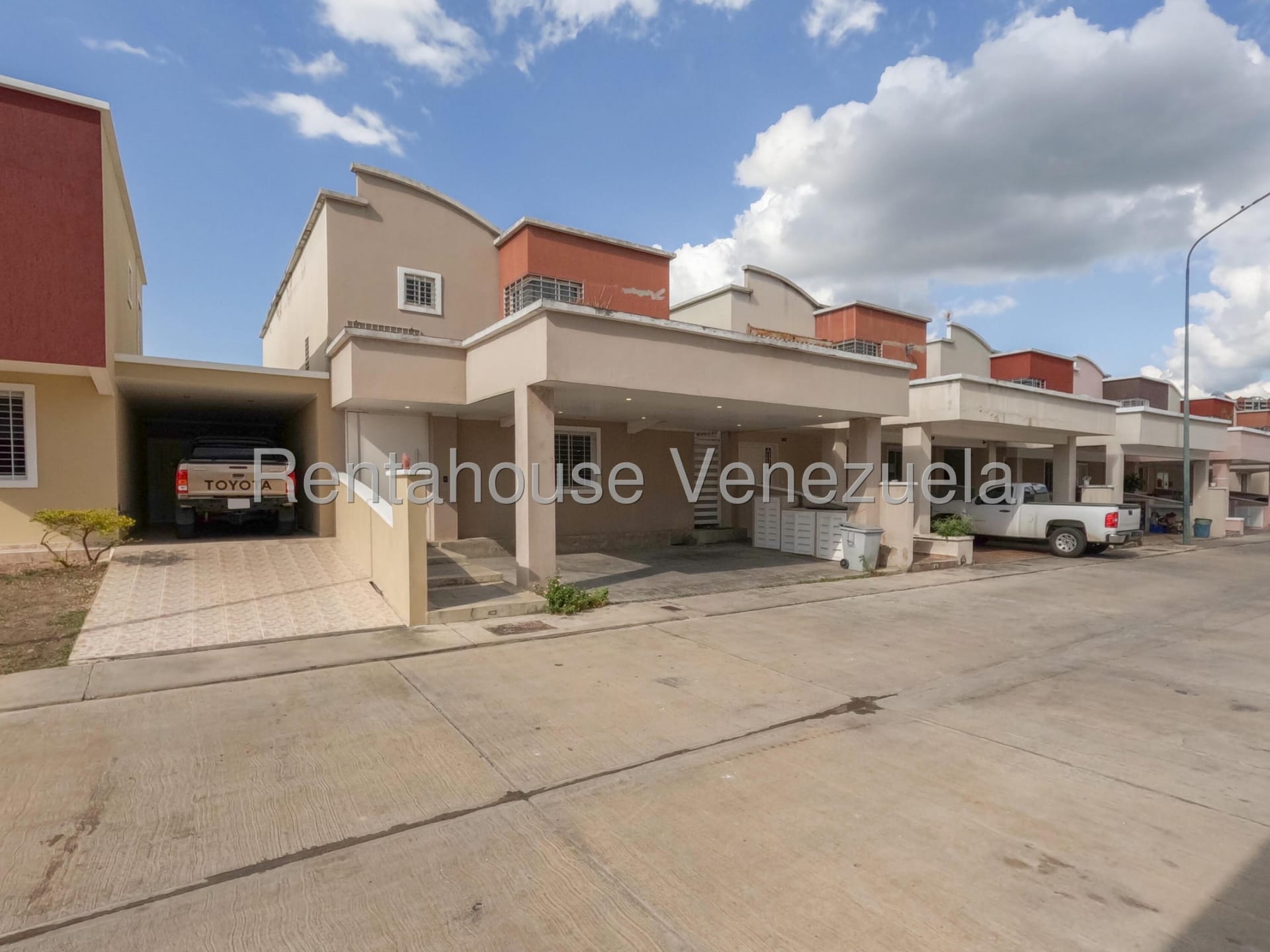 Casa en venta en Barquisimeto (Ciudad Roca), foto 1 de 12