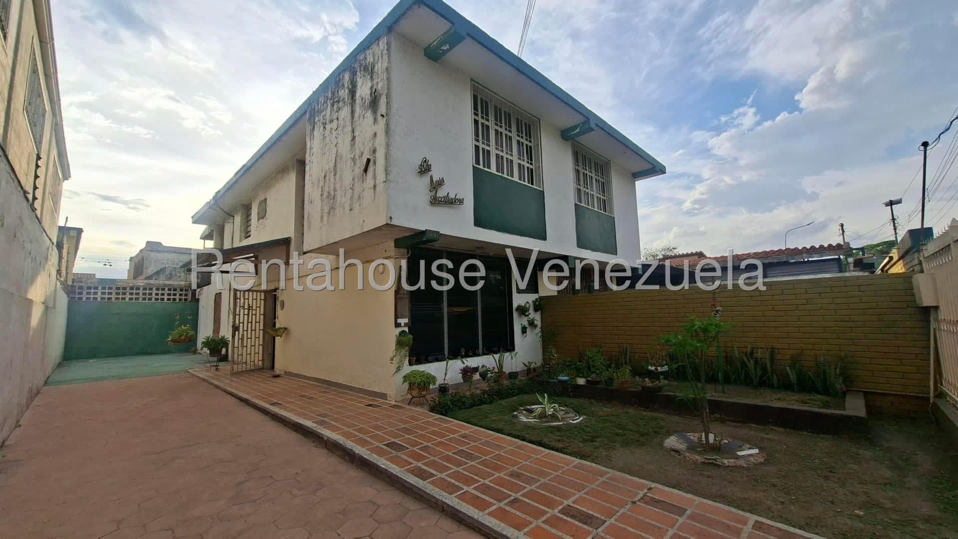 Casa en venta en Barquisimeto (Parroquia Concepcion), foto 2 de 12