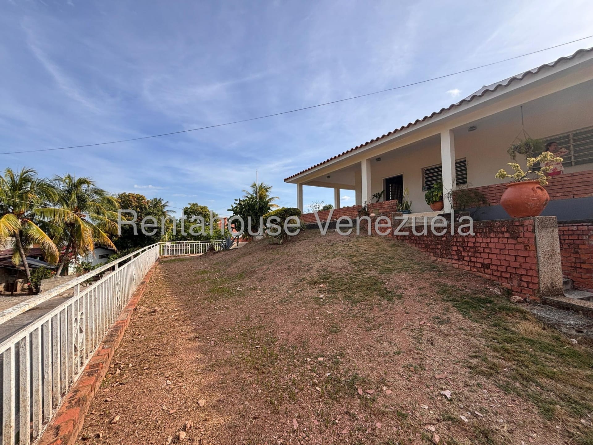 Casa en venta en Barquisimeto (Zona Este), foto 1 de 12