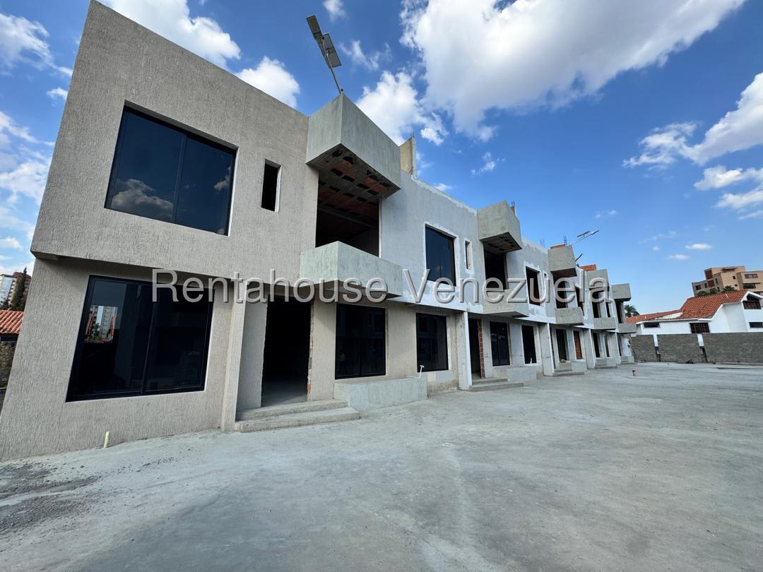 Casa en venta en Barquisimeto (El Pedregal), foto 2 de 12