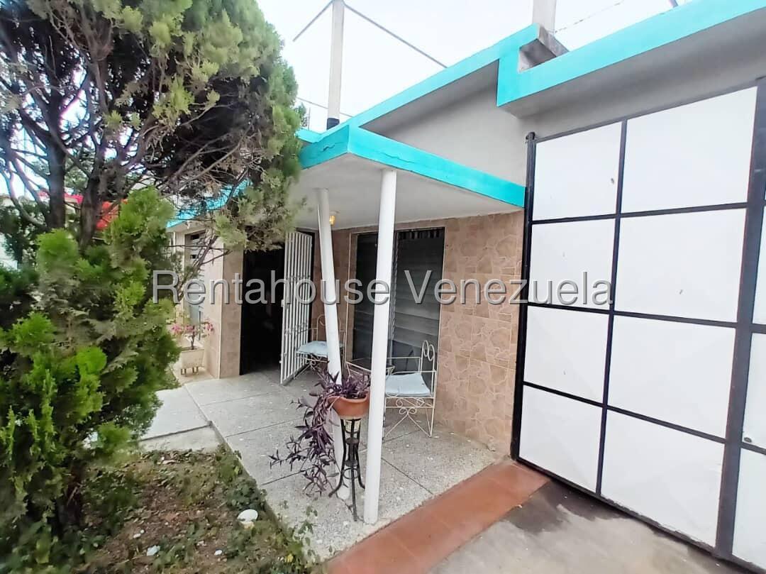 Casa en venta en Barquisimeto (Zona Oeste), foto 2 de 12