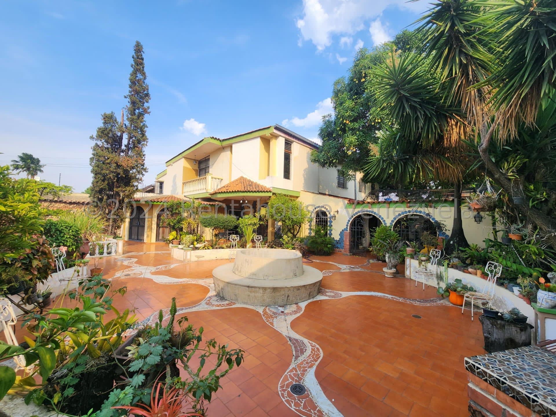 Casa en venta en Barquisimeto (Parroquia Juan de Villegas), foto 2 de 12