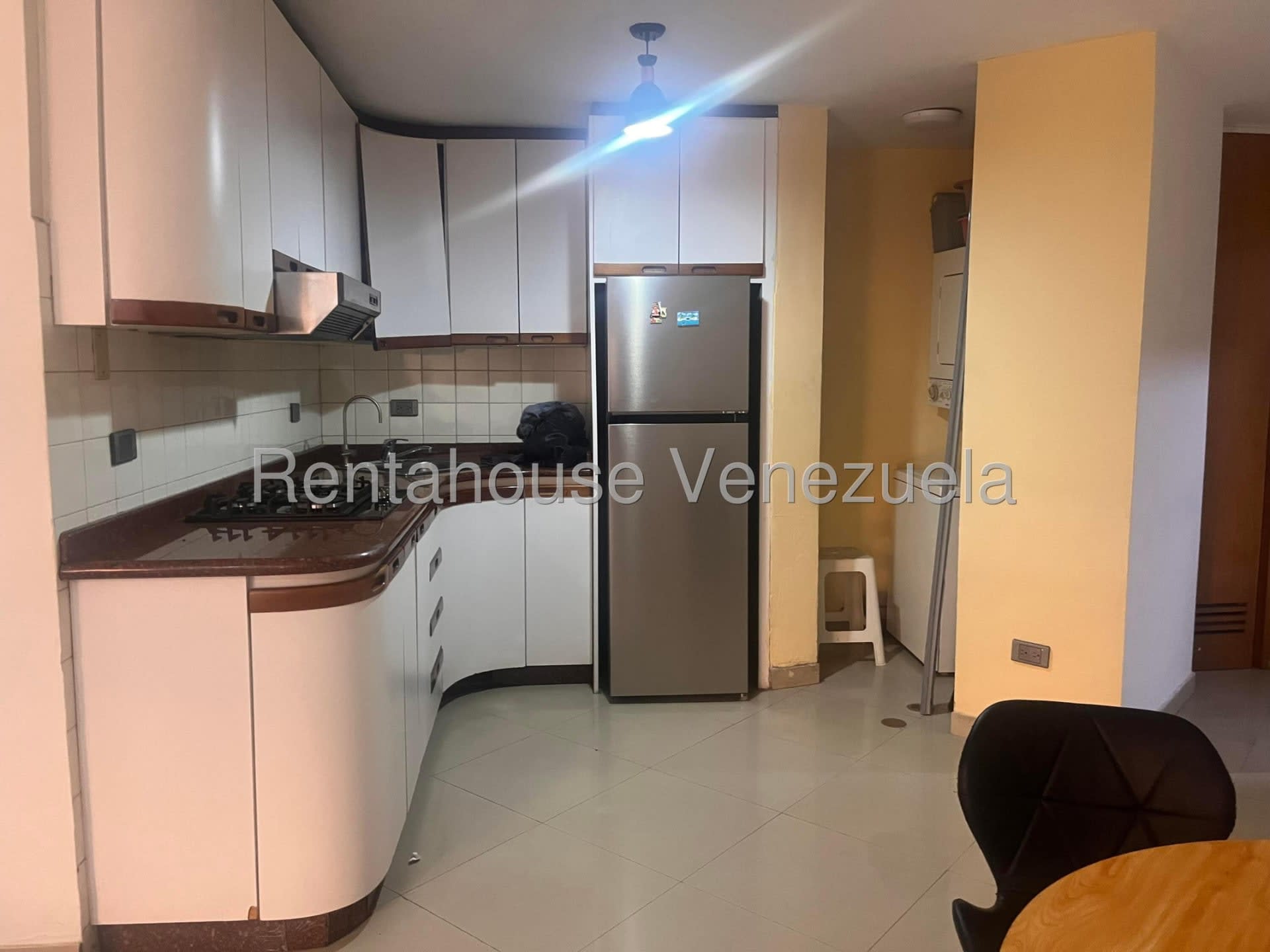Apartamento en venta en Caracas (El Recreo), foto 3 de 4