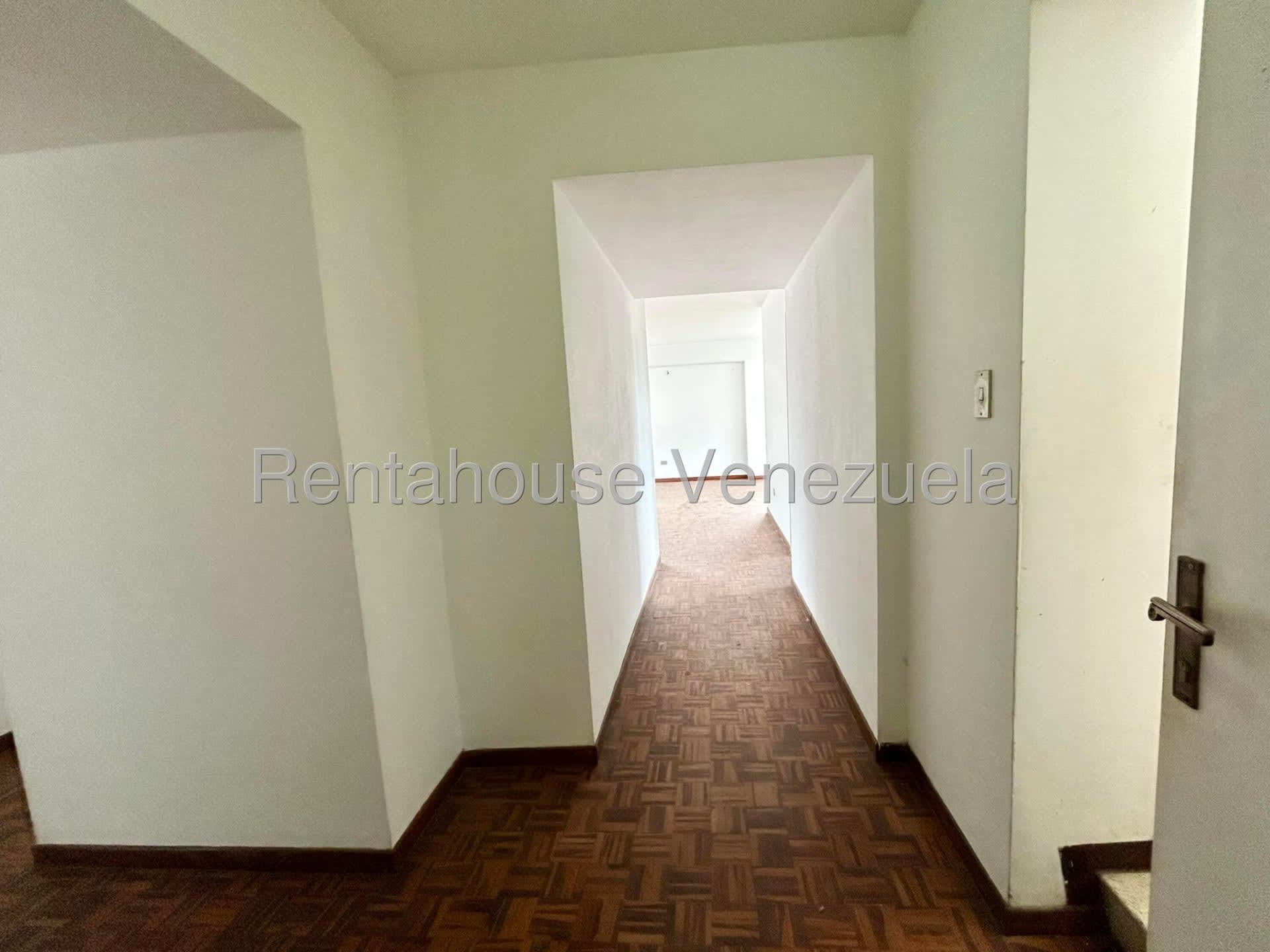 Apartamento en venta en Caracas (La Urbina), foto 2 de 12