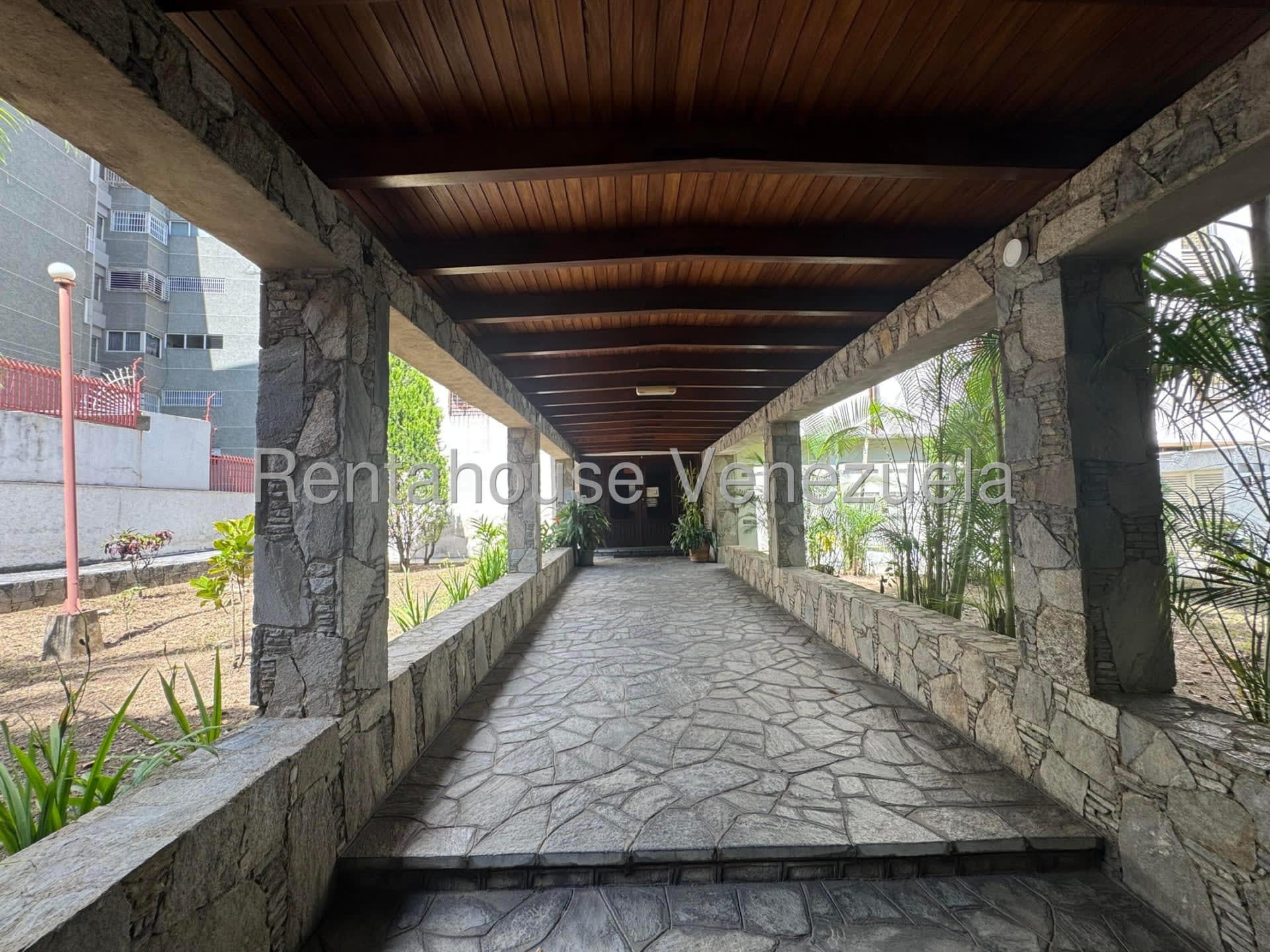 Apartamento en venta en Caracas (La Urbina), foto 2 de 12