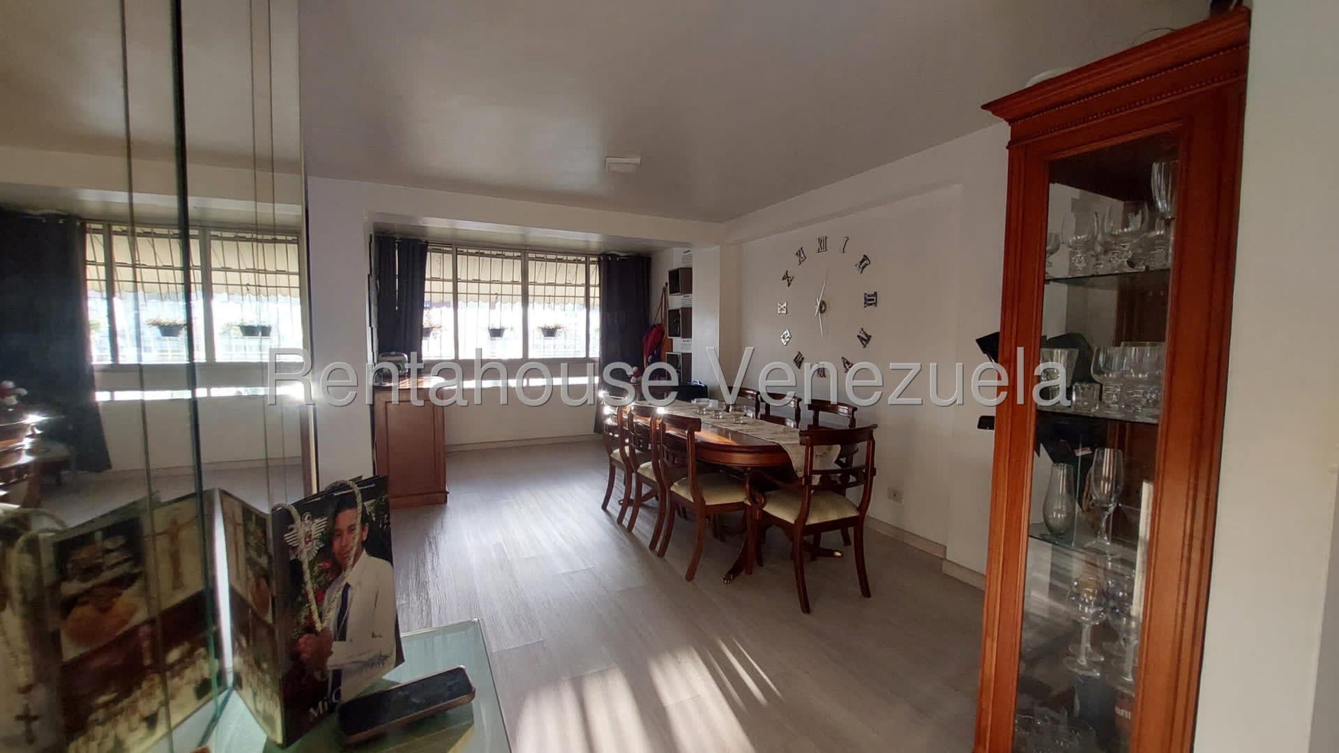 Apartamento en venta en Caracas (La Urbina), foto 3 de 12
