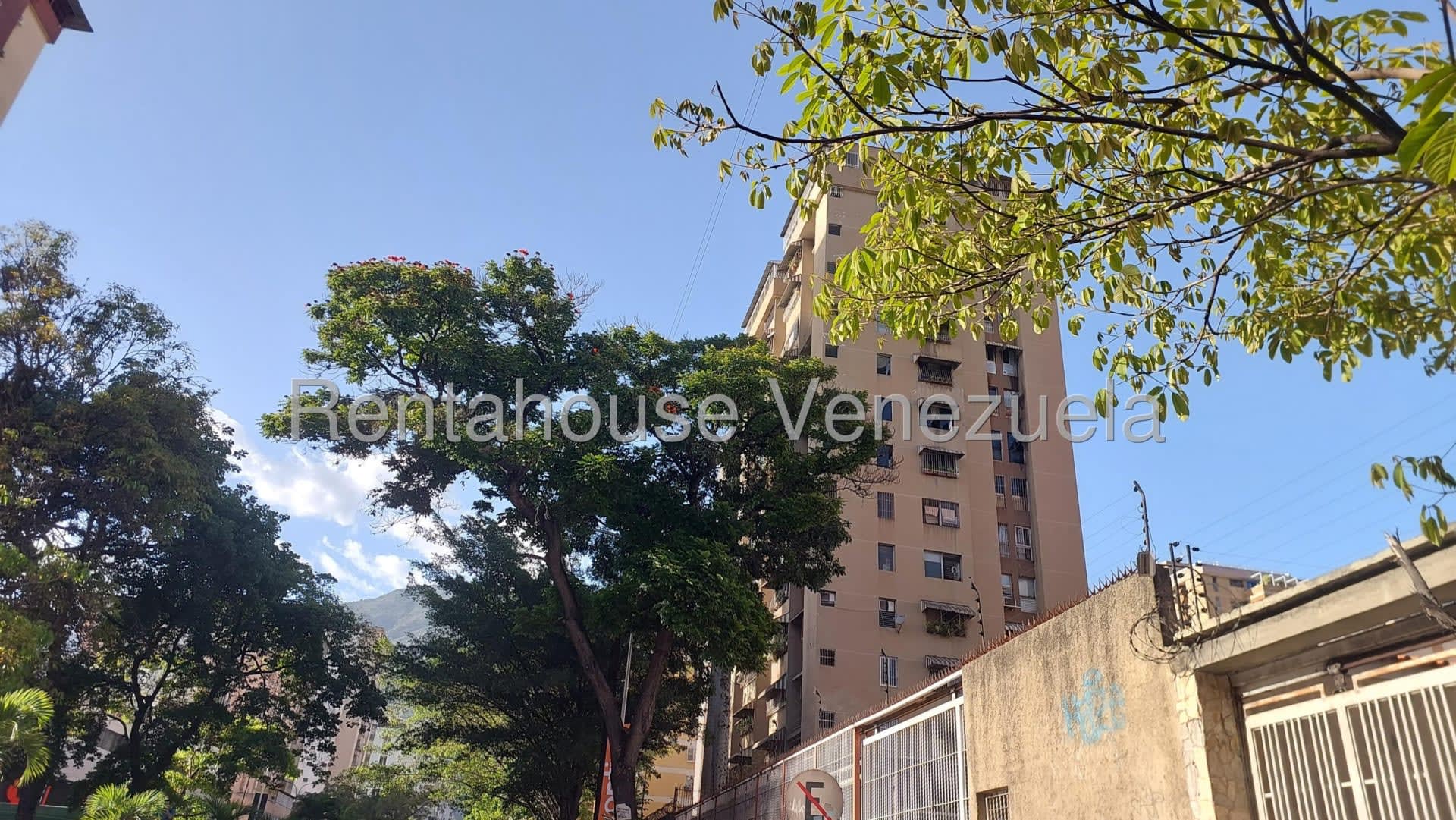 Apartamento en venta en Caracas (La Urbina), foto 1 de 12