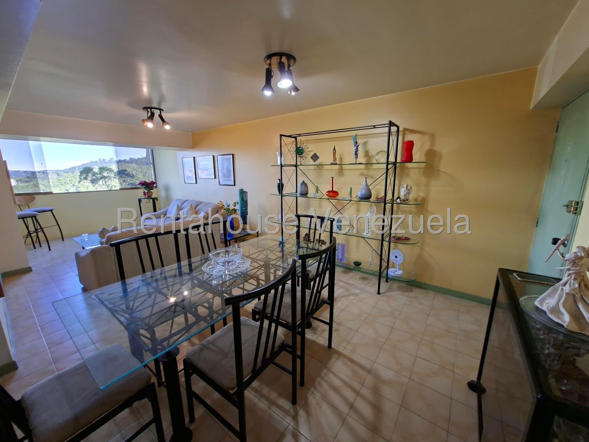 Apartamento en venta en Caracas (Los Naranjos del Cafetal), foto 3 de 12