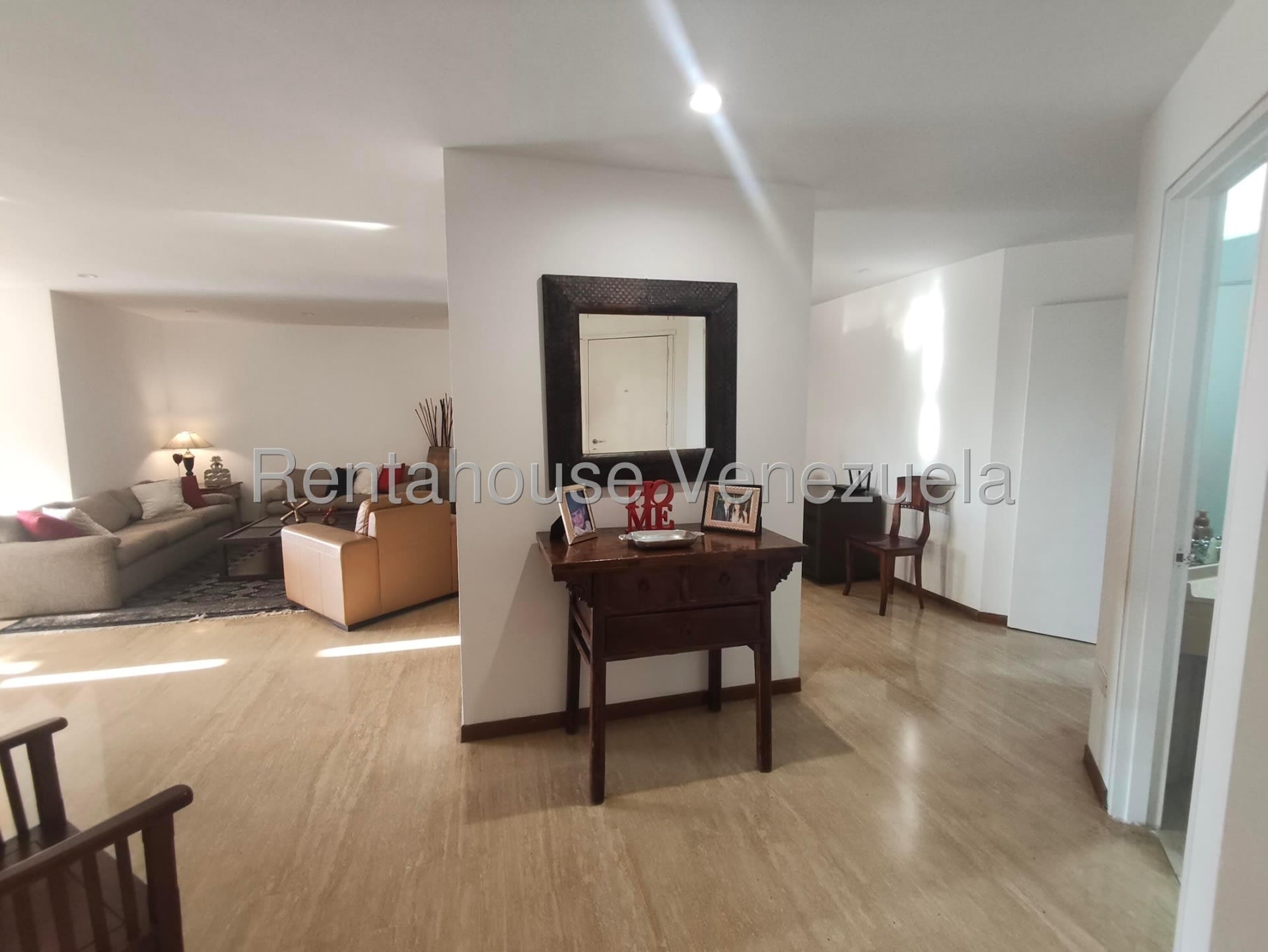Apartamento en venta en Caracas (Los Naranjos del Cafetal), foto 4 de 12