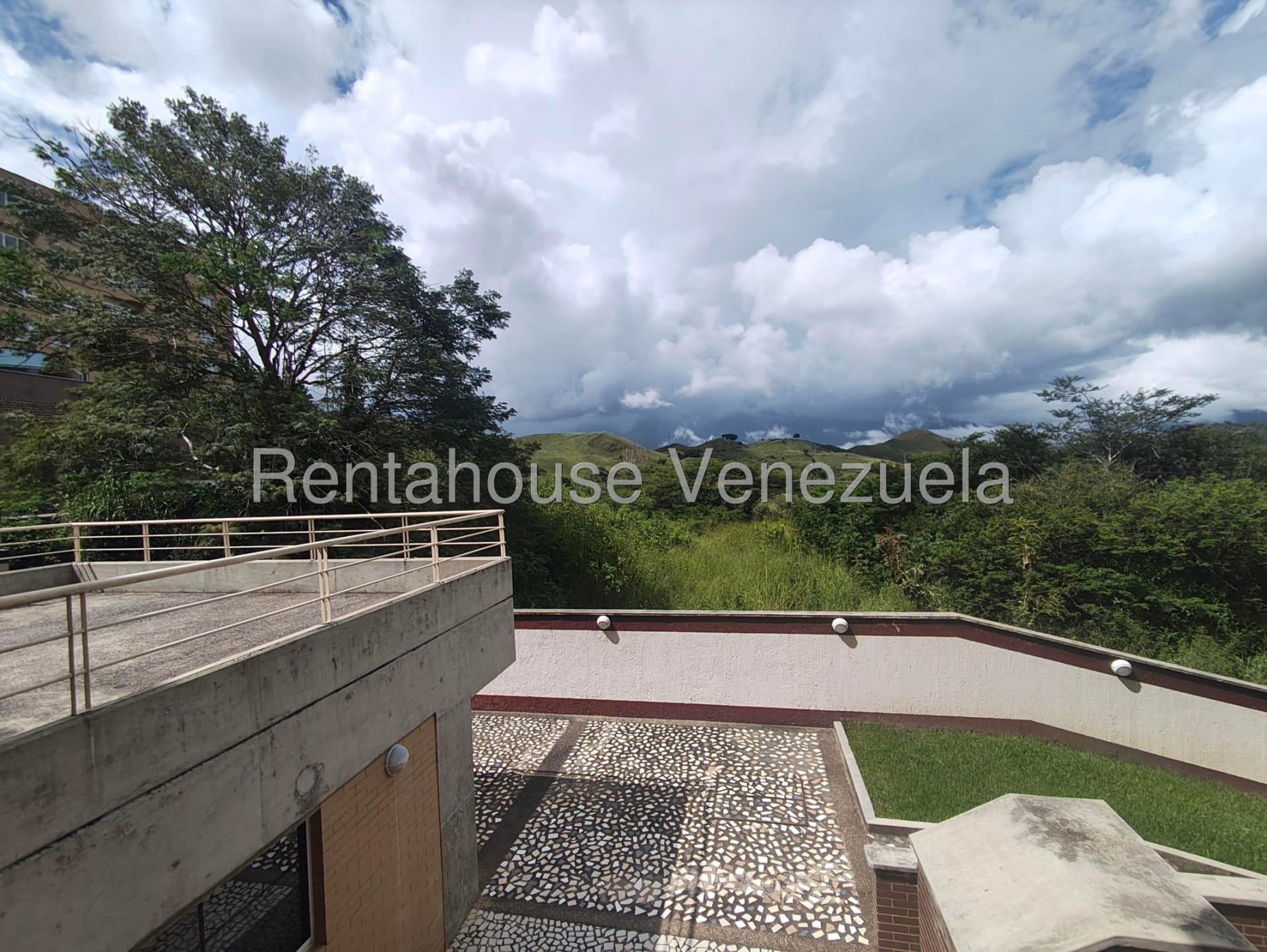 Apartamento en venta en Caracas (La Lagunita Country Club), foto 4 de 12