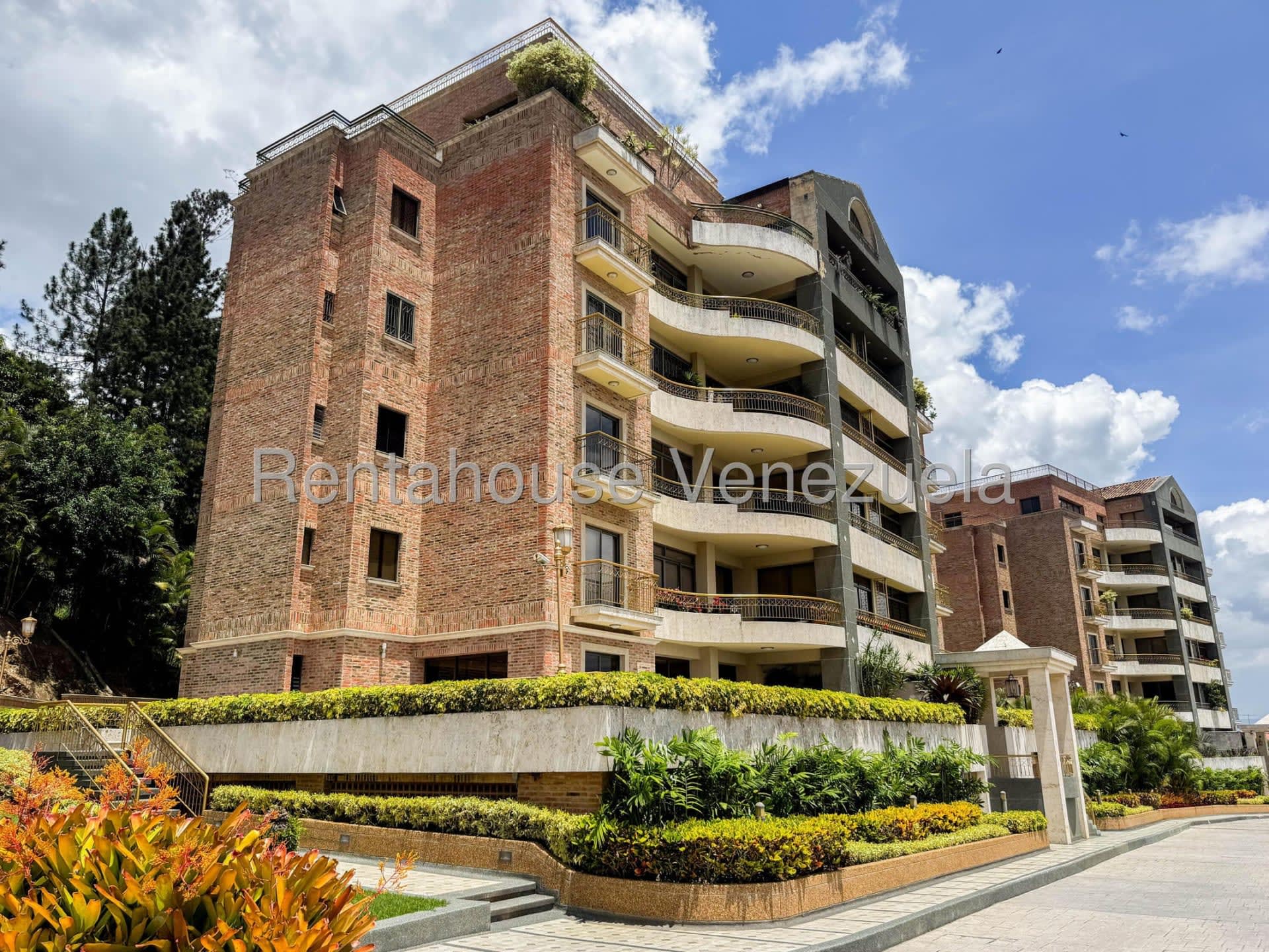 Apartamento en venta en Caracas (Los Naranjos del Cafetal), foto 1 de 12
