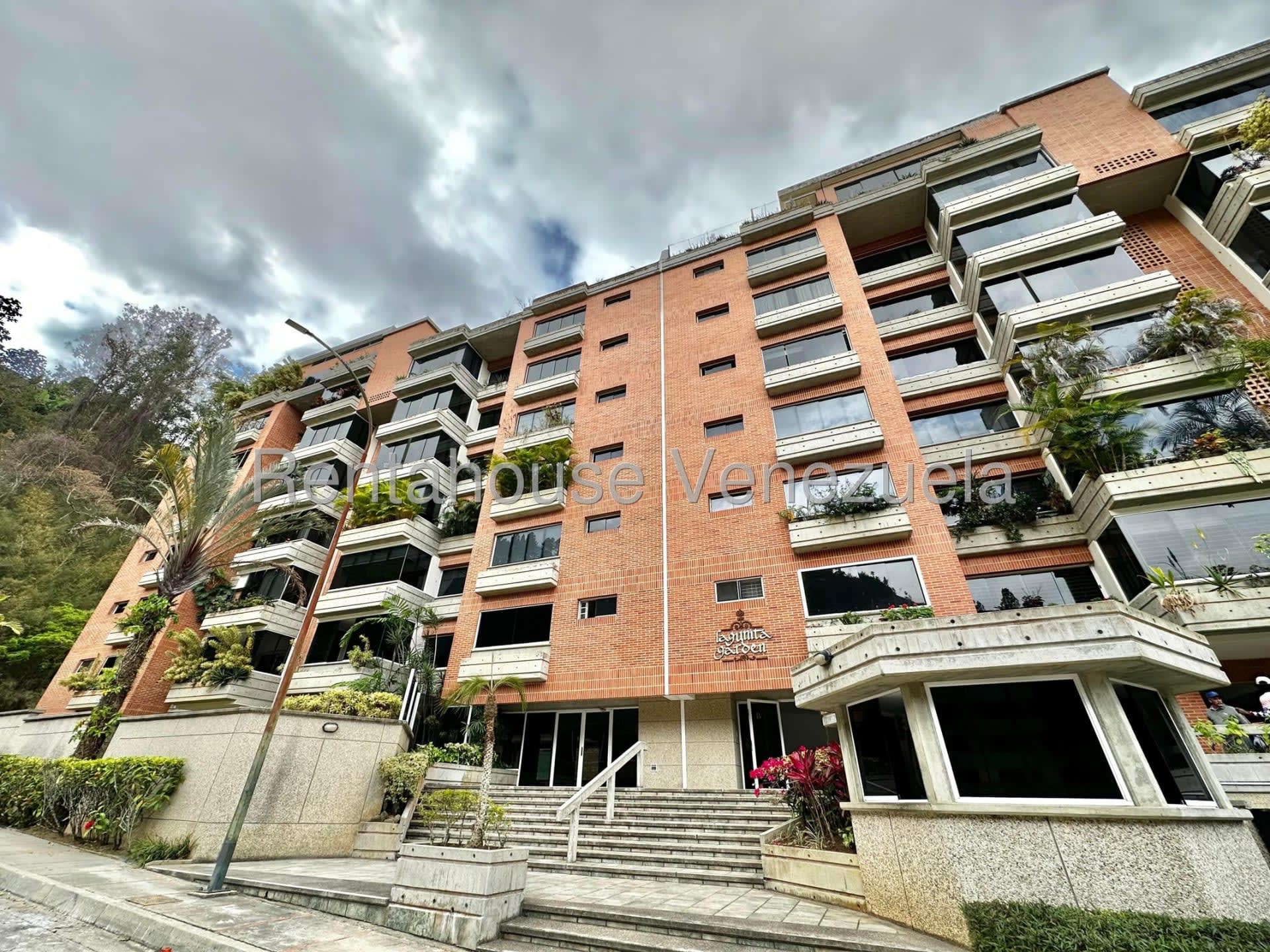 Apartamento en venta en Caracas (La Lagunita Country Club), foto 1 de 12