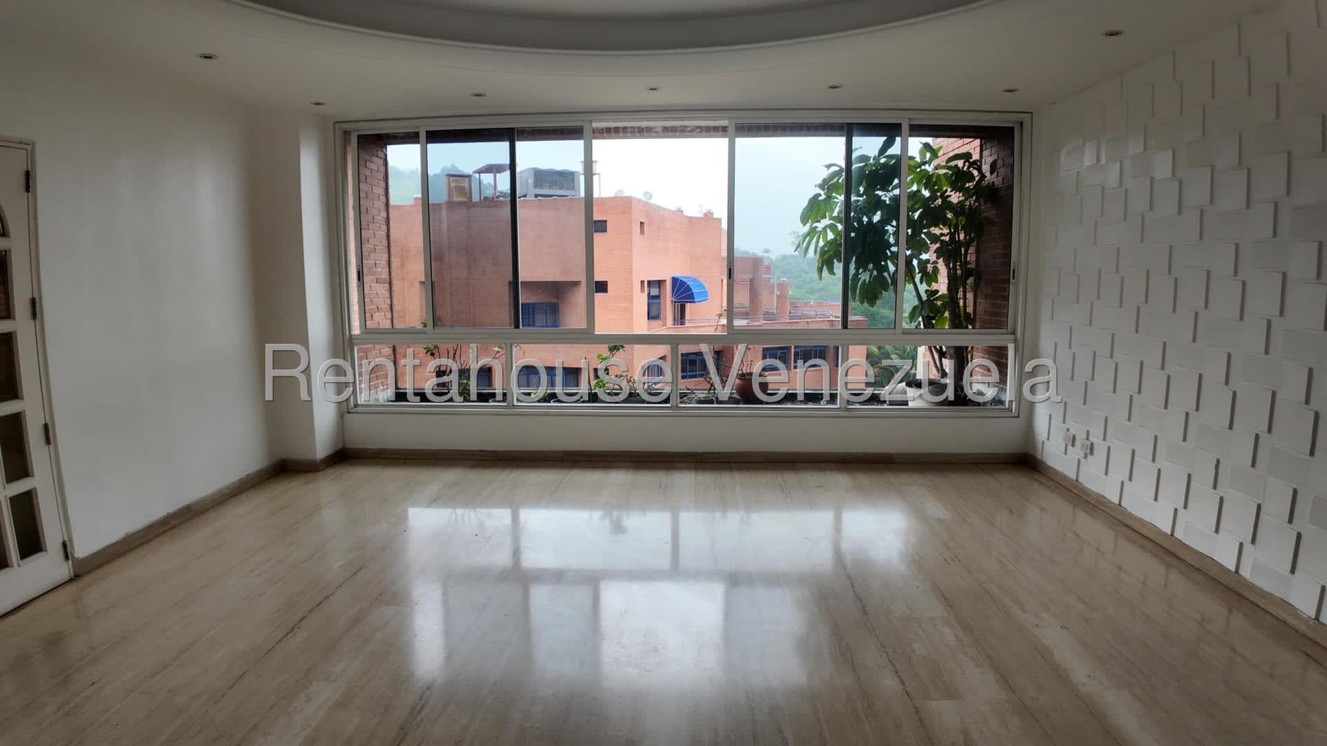 Apartamento en venta en Caracas (La Lagunita Country Club), foto 2 de 12