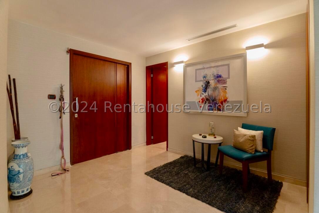 Apartamento en venta en Caracas (La Lagunita Country Club), foto 3 de 12
