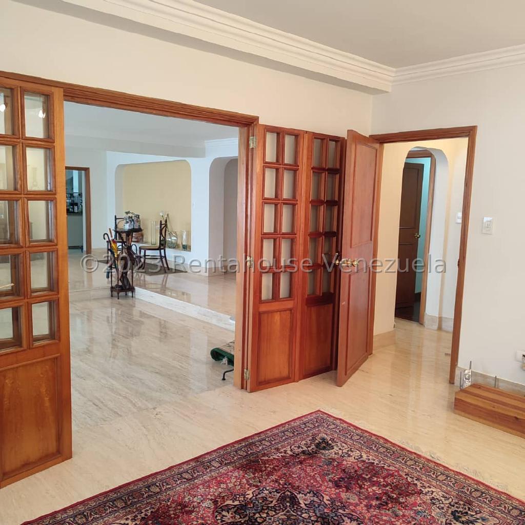 Apartamento en venta en Caracas (La Lagunita Country Club), foto 4 de 12