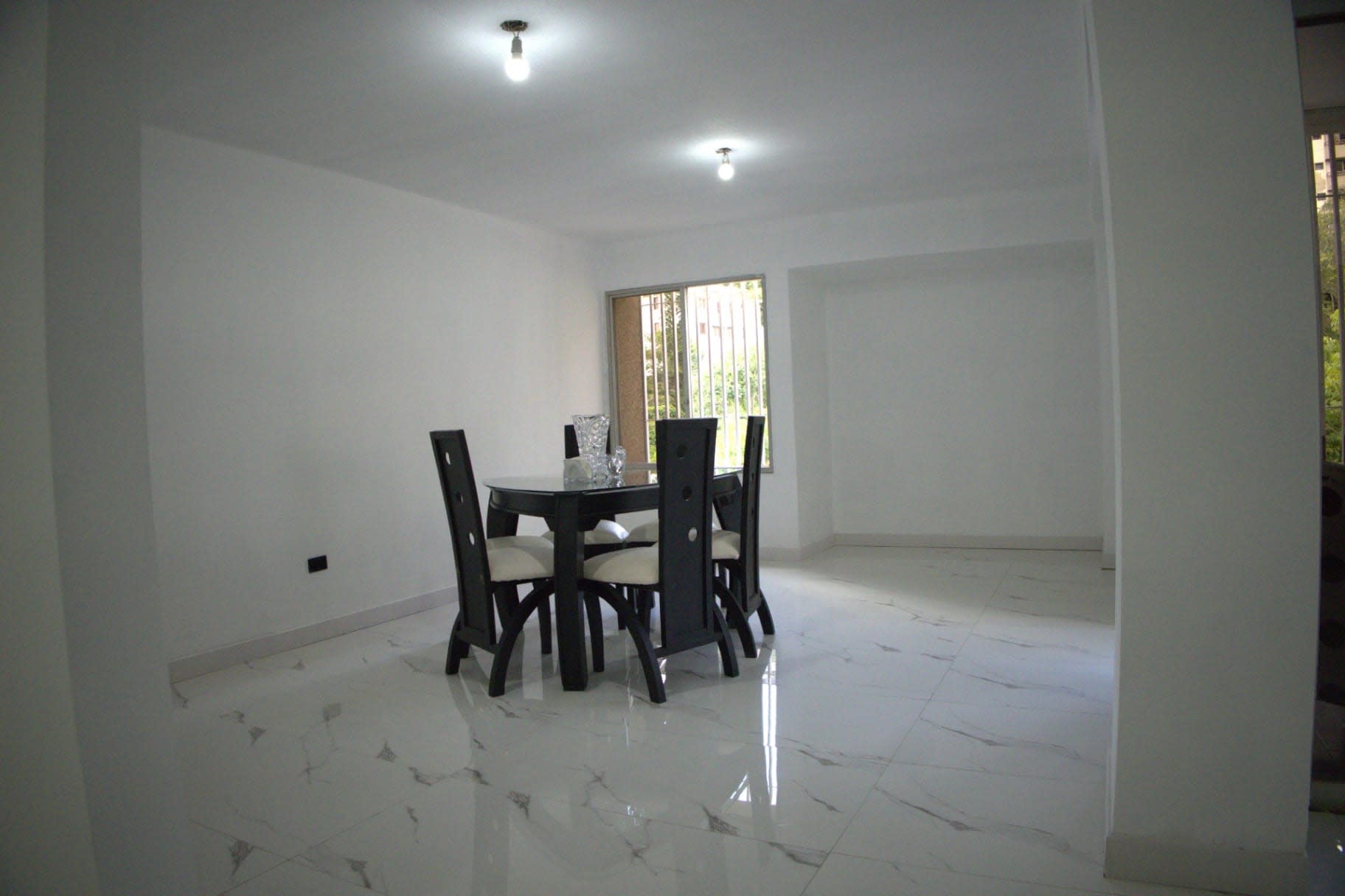 Apartamento en venta en Caracas (Urbanizacion Las Esmeraldas), foto 3 de 12