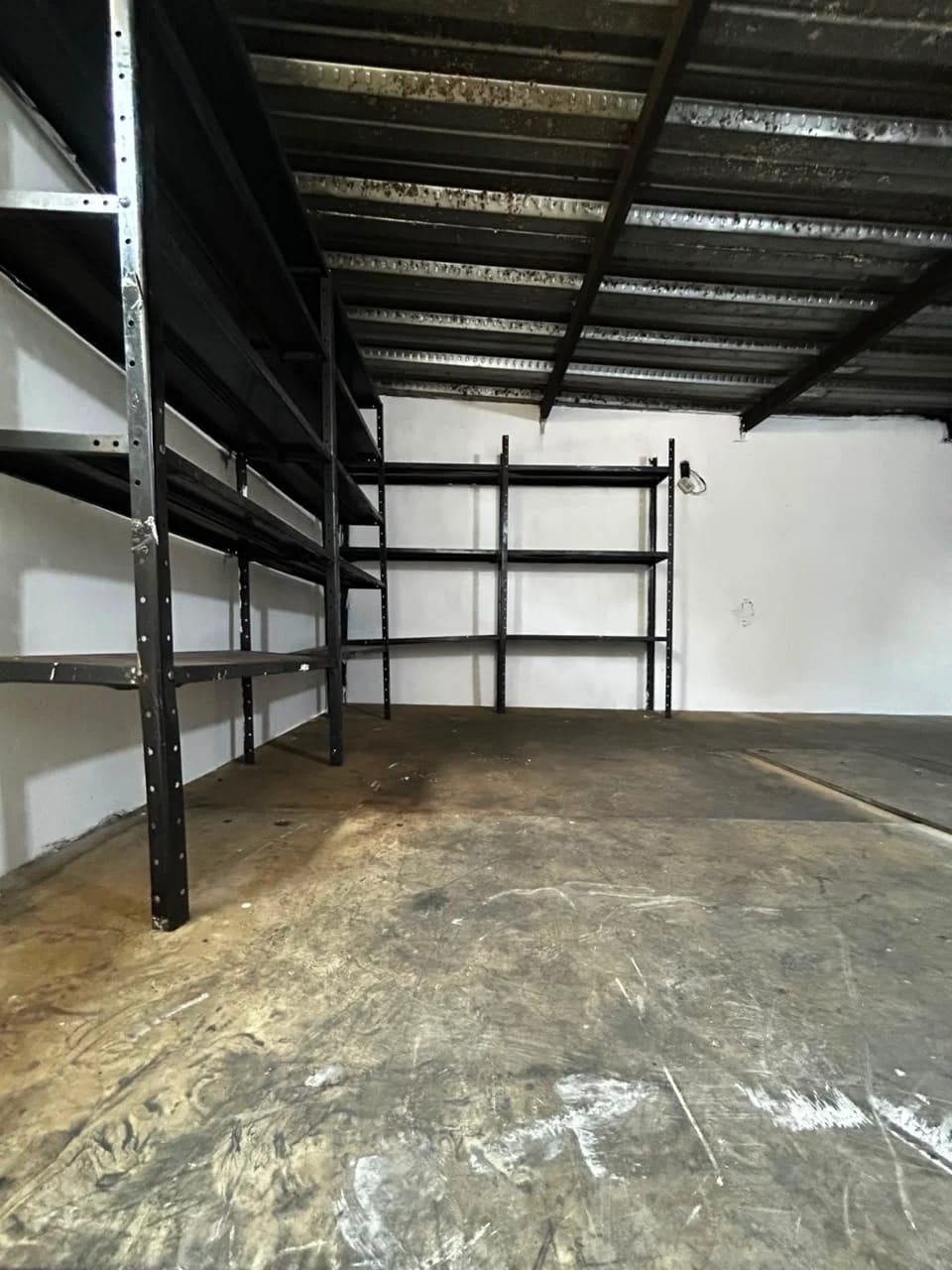 Local comercial en alquiler en Valencia (Calle Michelena), foto 4 de 5