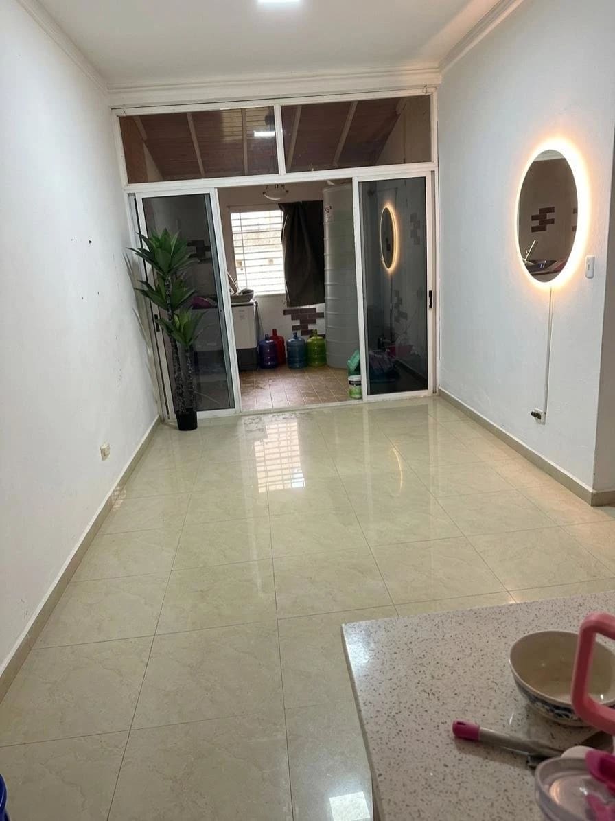 Apartamento en venta en Naguanagua (El Rincón), foto 4 de 9
