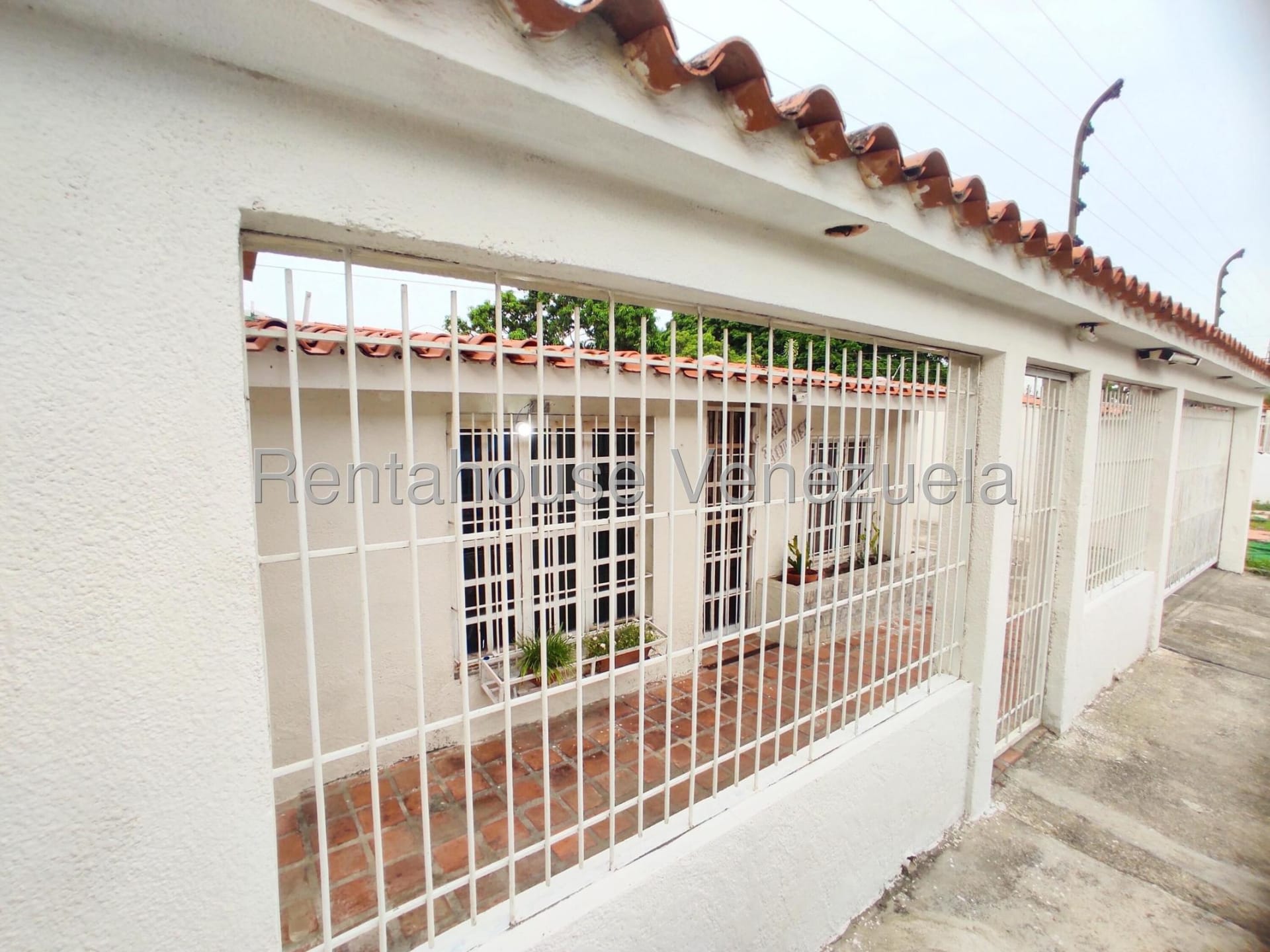 Casa en venta en Barquisimeto (El Recreo), foto 2 de 12