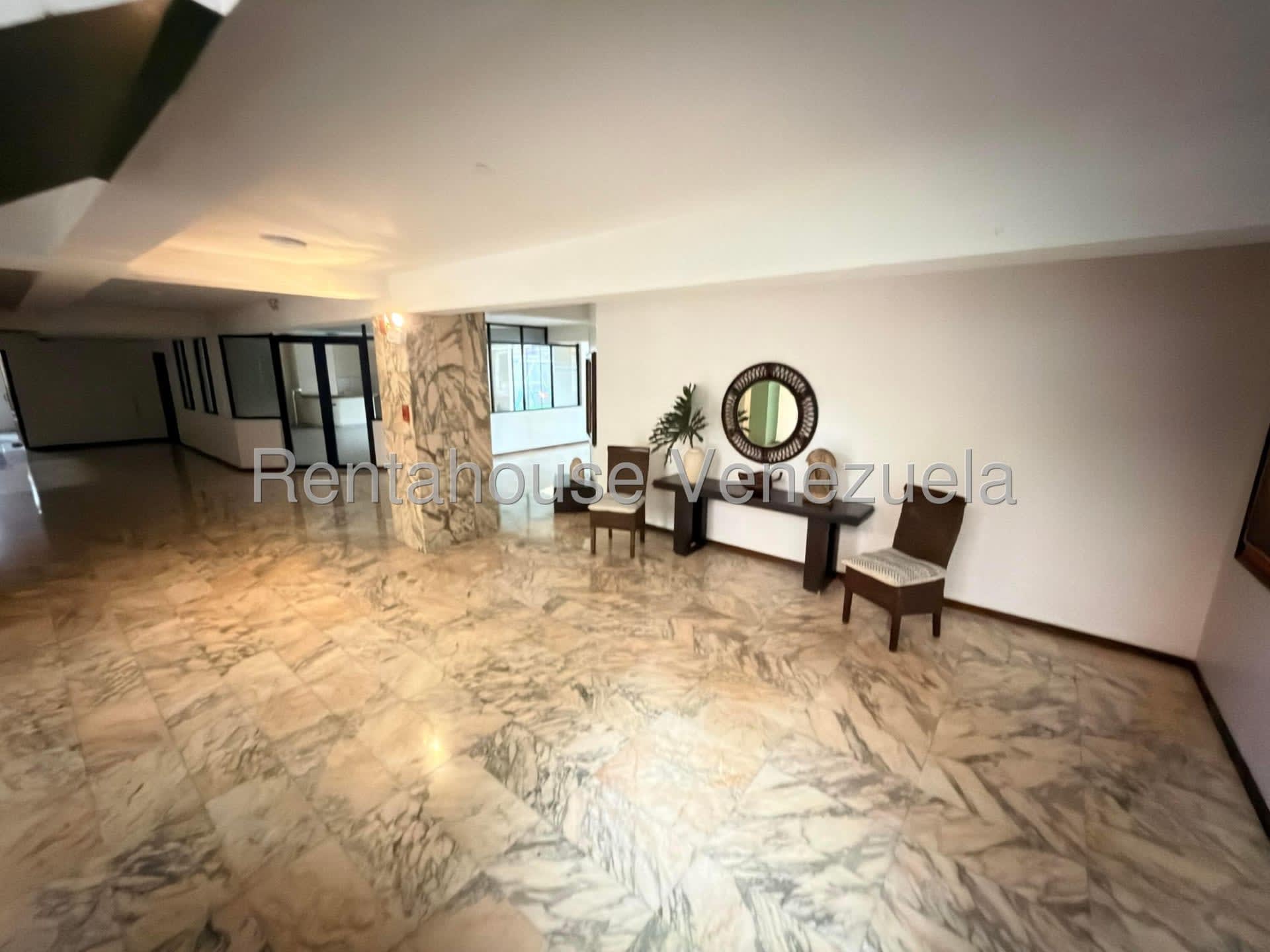 Apartamento en venta en Barquisimeto (Zona Este), foto 2 de 12
