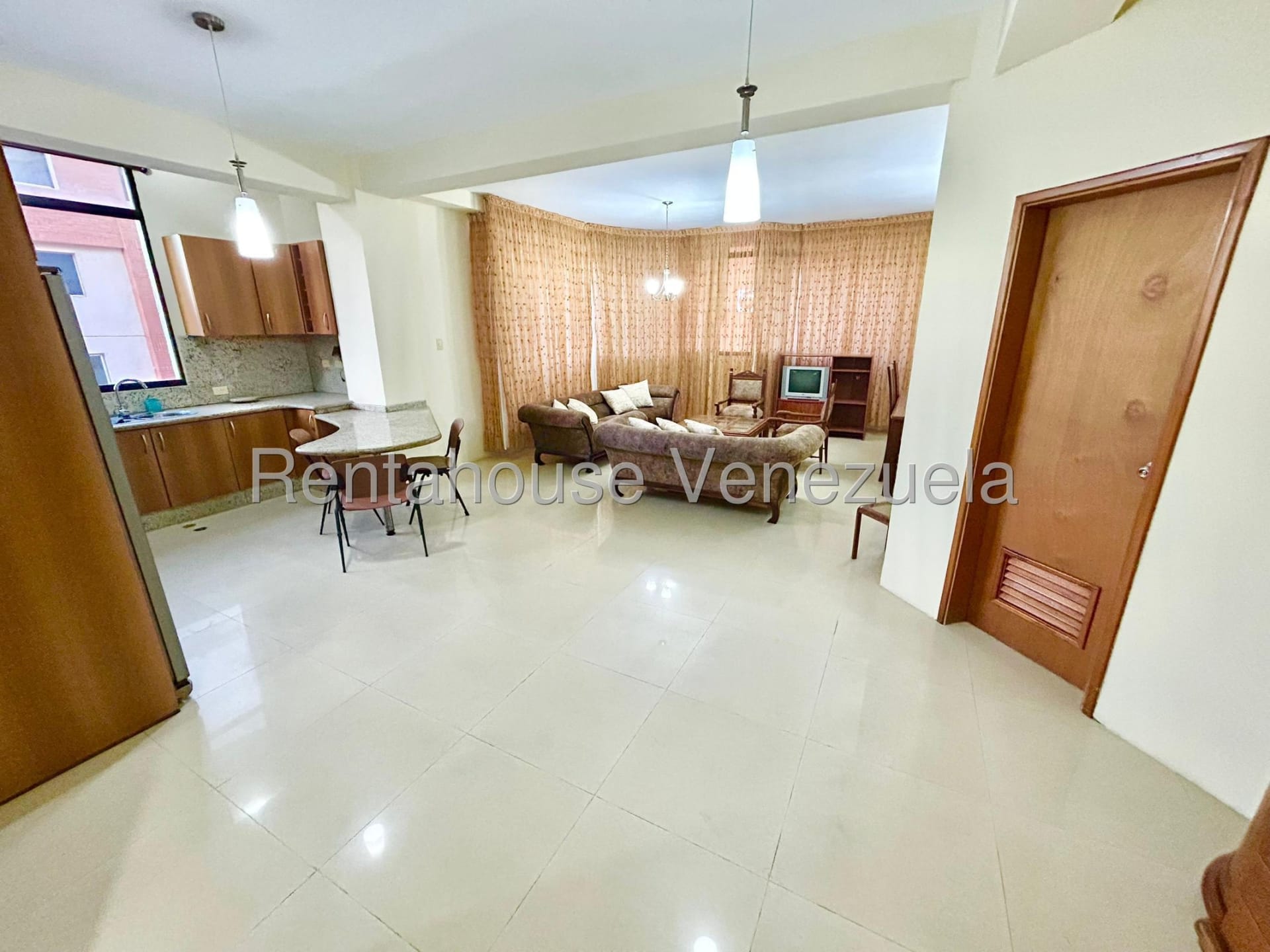 Apartamento en venta en Barquisimeto (Del Este), foto 2 de 12