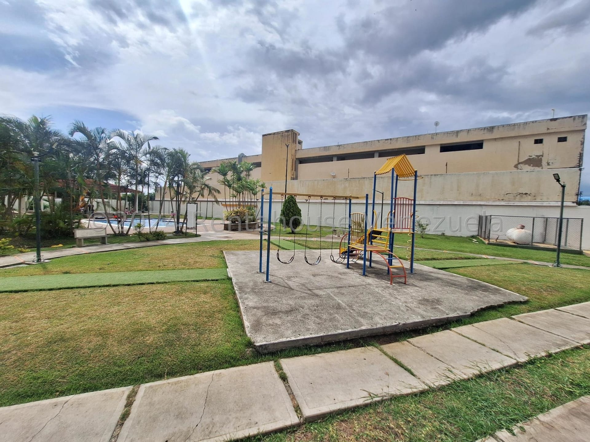 Apartamento en venta en Barquisimeto (Avenida Libertador), foto 2 de 12