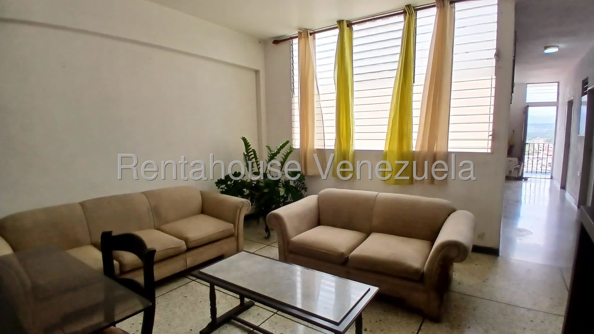 Apartamento en alquiler en Barquisimeto (Centro), foto 2 de 12