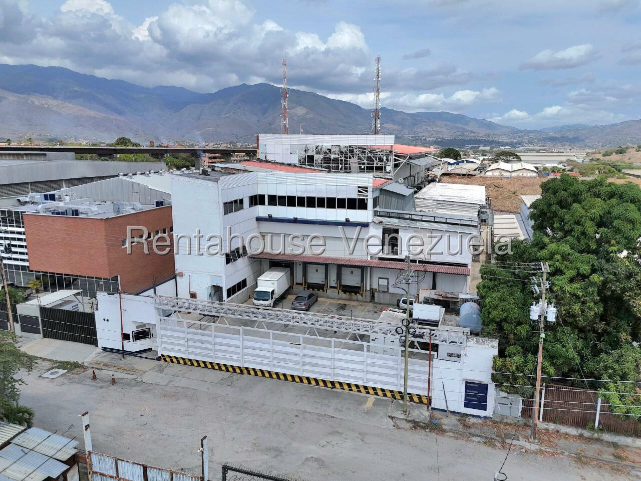 Local comercial en venta en Guatire (Valle Arriba), foto 1 de 12