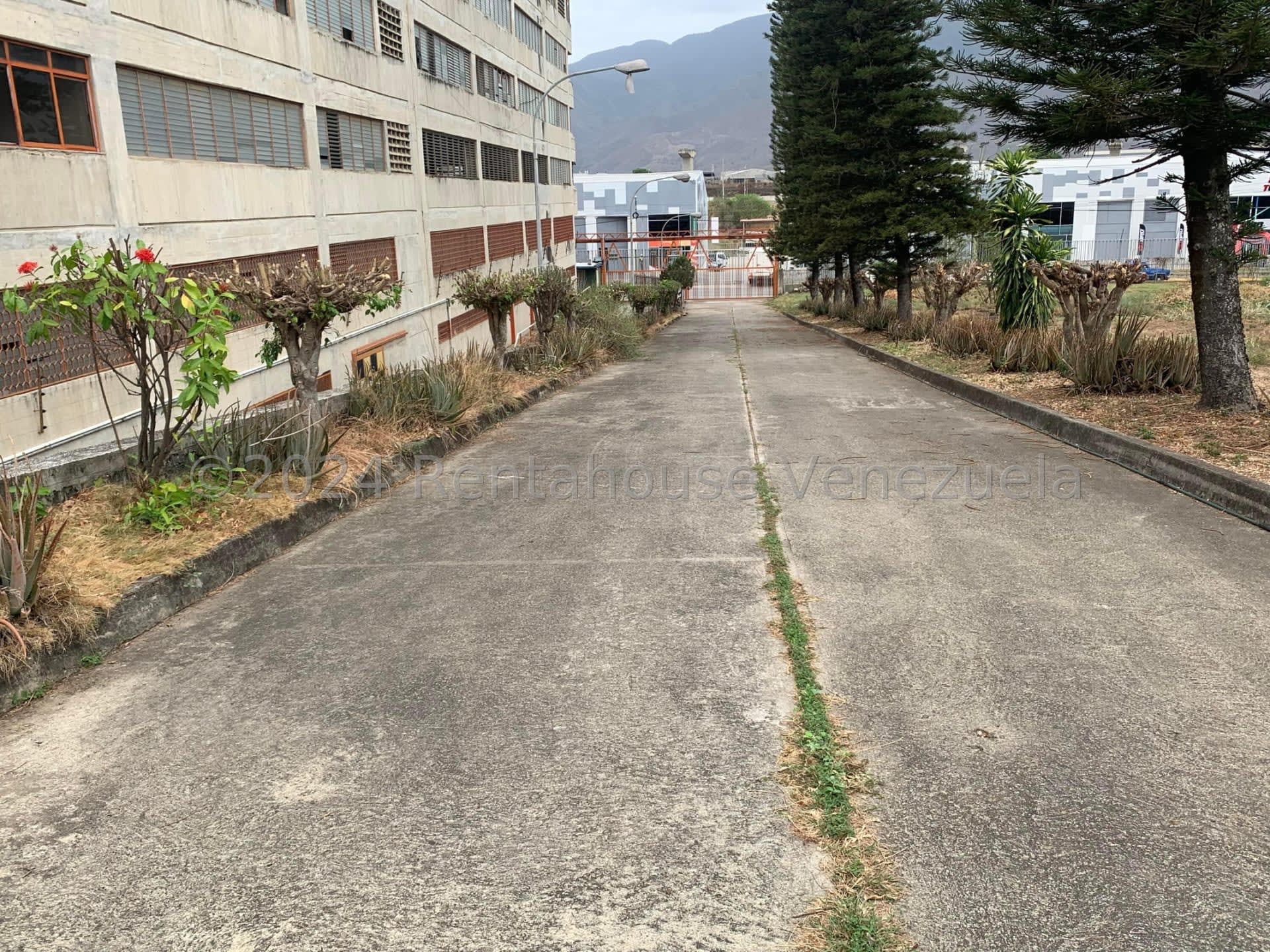 Local comercial en venta en Guarenas (El Marques), foto 3 de 12