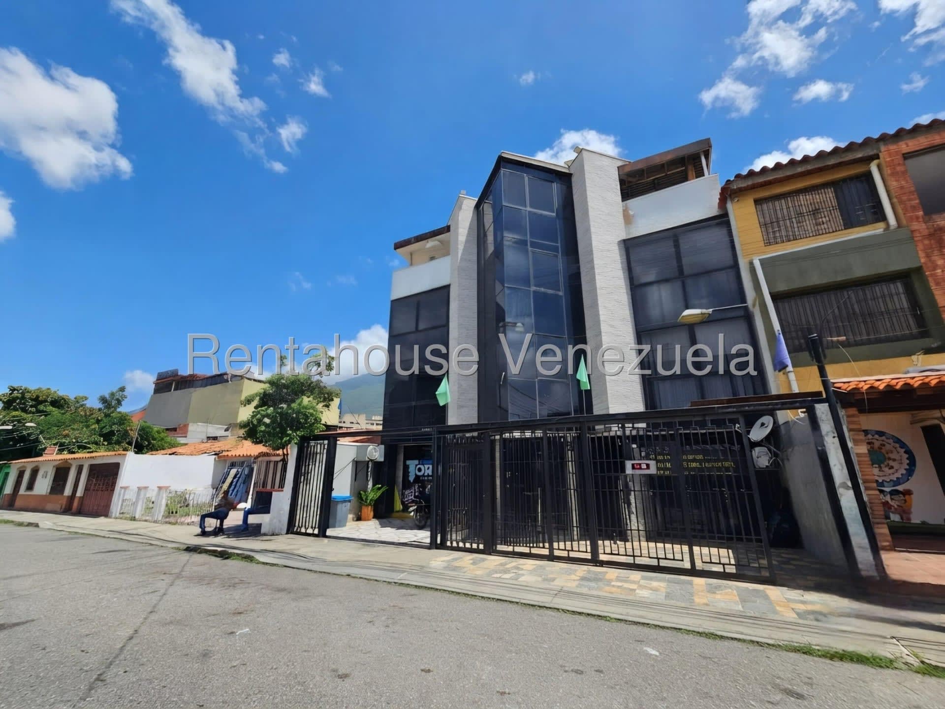 Local comercial en venta en Caracas (Montecristo), foto 1 de 12