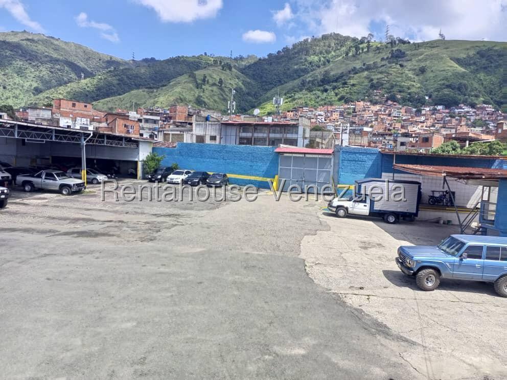 Local comercial en venta en Caracas (Catia), foto 2 de 12
