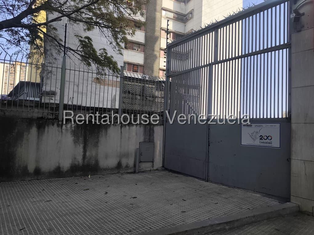 Local comercial en venta en Caracas (El Recreo), foto 1 de 12