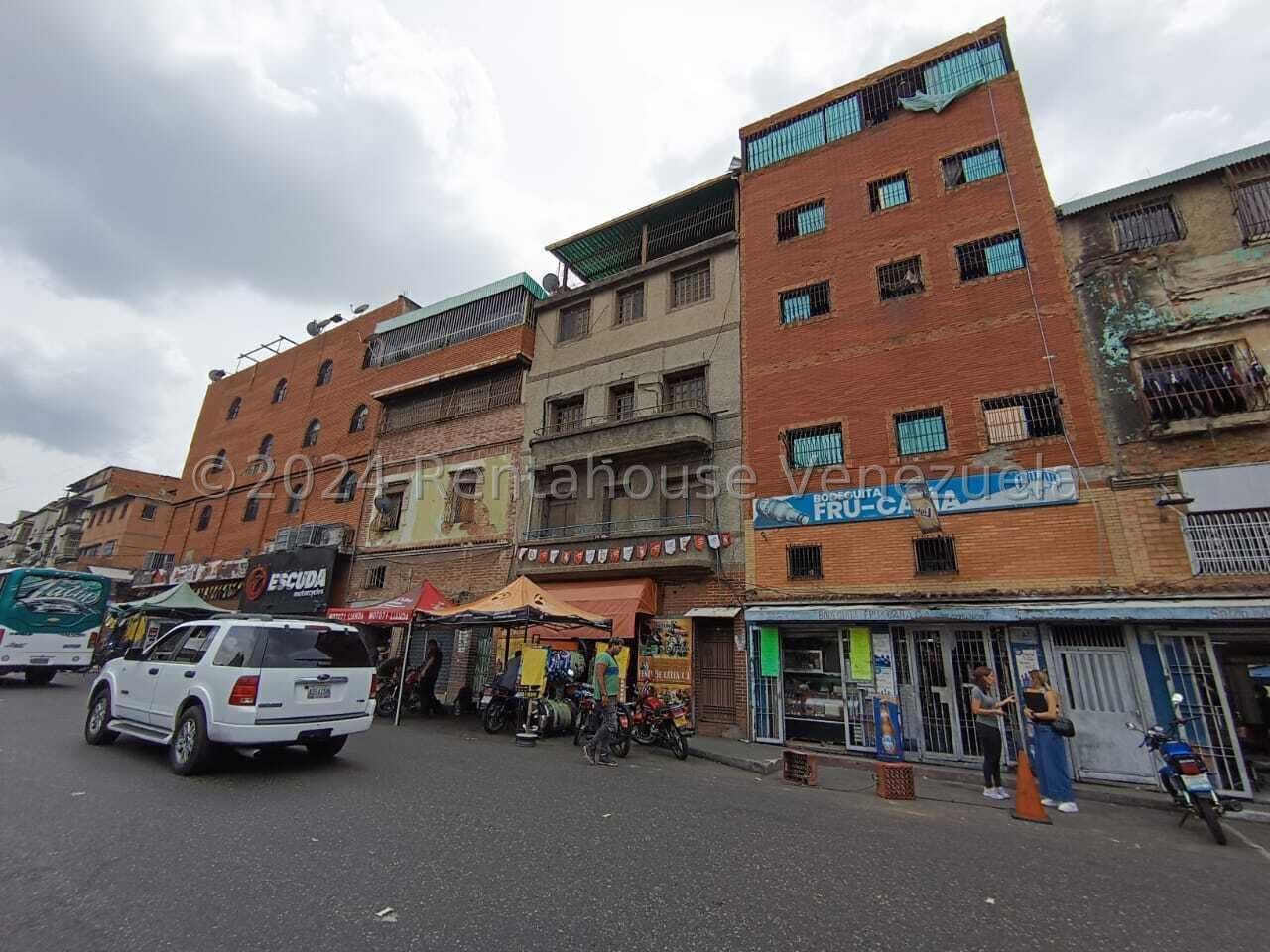 Local comercial en venta en Caracas (Catia), foto 2 de 12