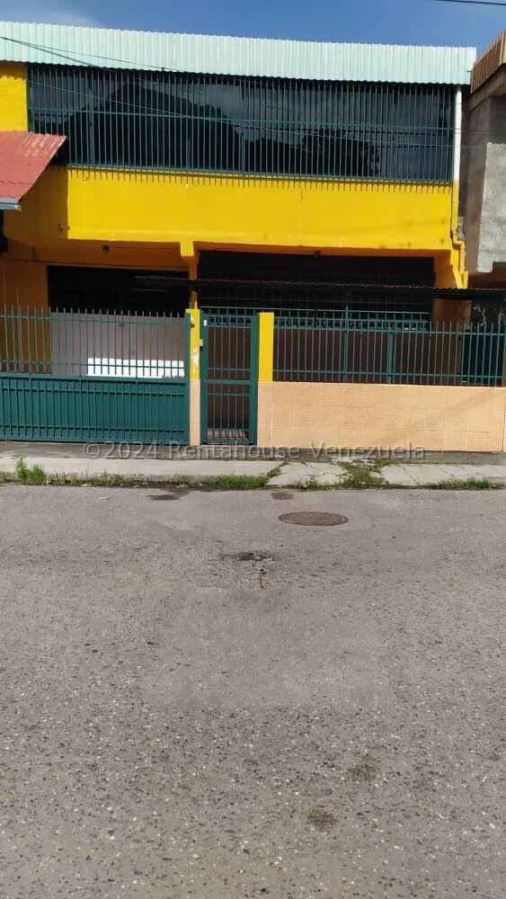 Local comercial en venta en Guatire, foto 1 de 12
