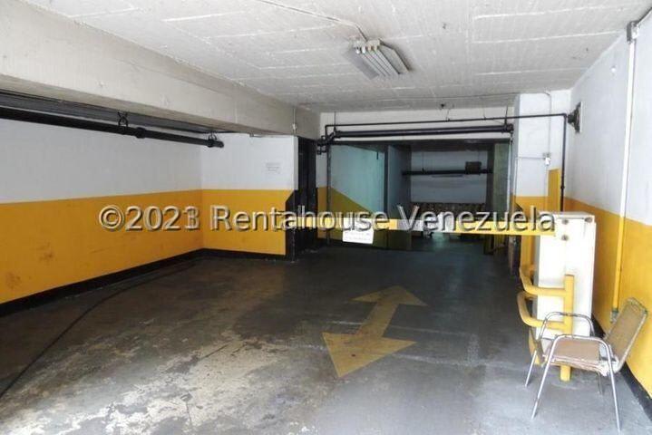 Local comercial en venta en Caracas (El Recreo), foto 2 de 8