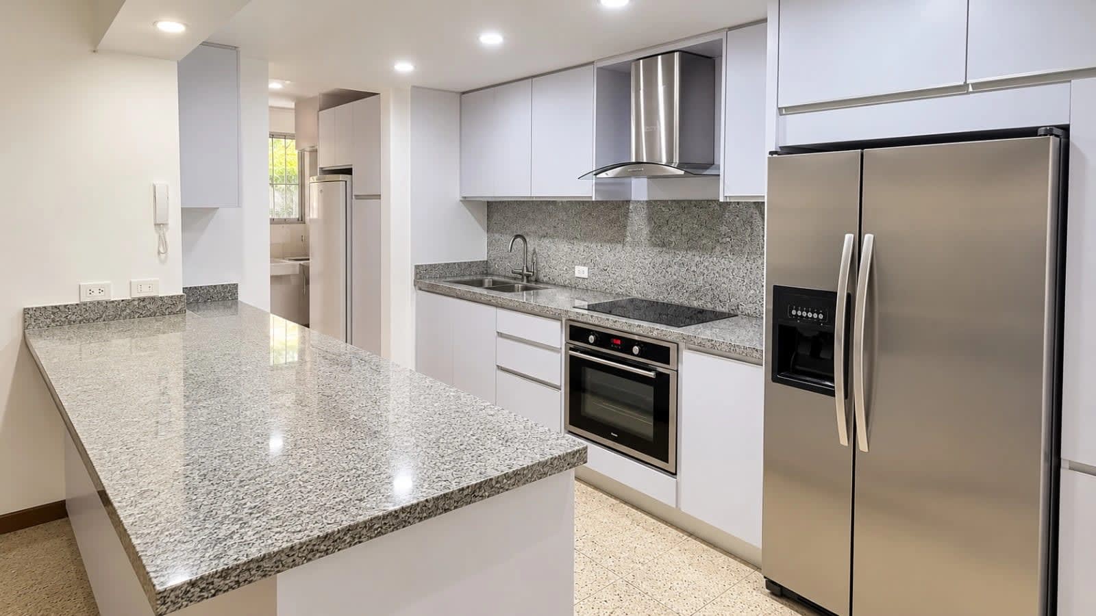 Apartamento en alquiler en Caracas (Urb. Macaracuay), foto 3 de 6