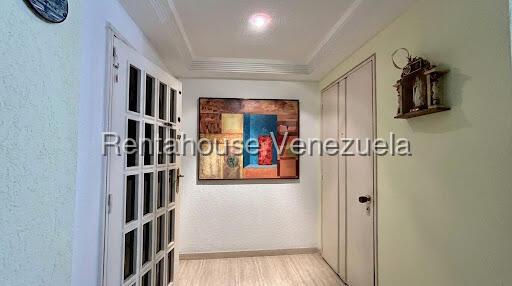 Apartamento en venta en Caracas (El Rosal), foto 4 de 12