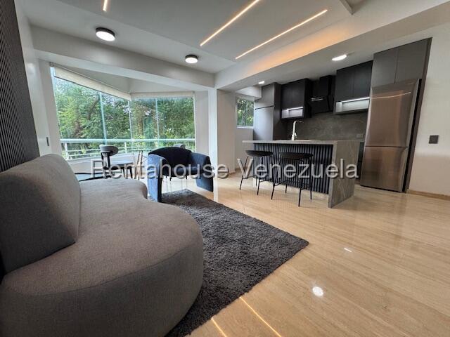 Apartamento en venta en Caracas (El Rosal), foto 2 de 11