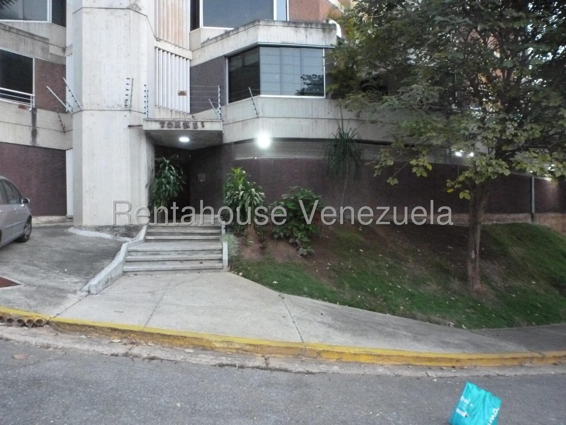 Apartamento en venta en Caracas (Lomas de Las Mercedes), foto 2 de 12