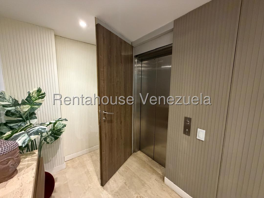 Apartamento en venta en Caracas (La Castellana), foto 1 de 10
