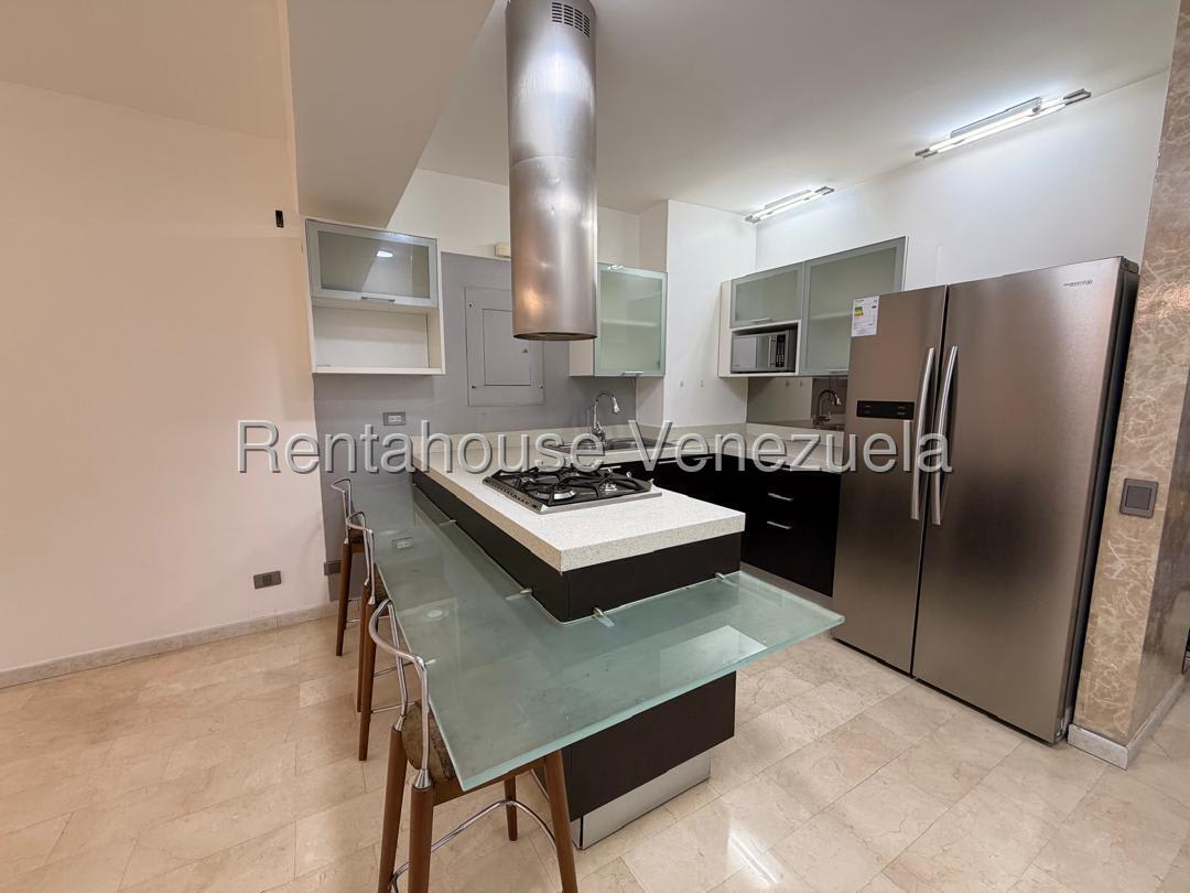 Apartamento en venta en Caracas (El Rosal), foto 2 de 12
