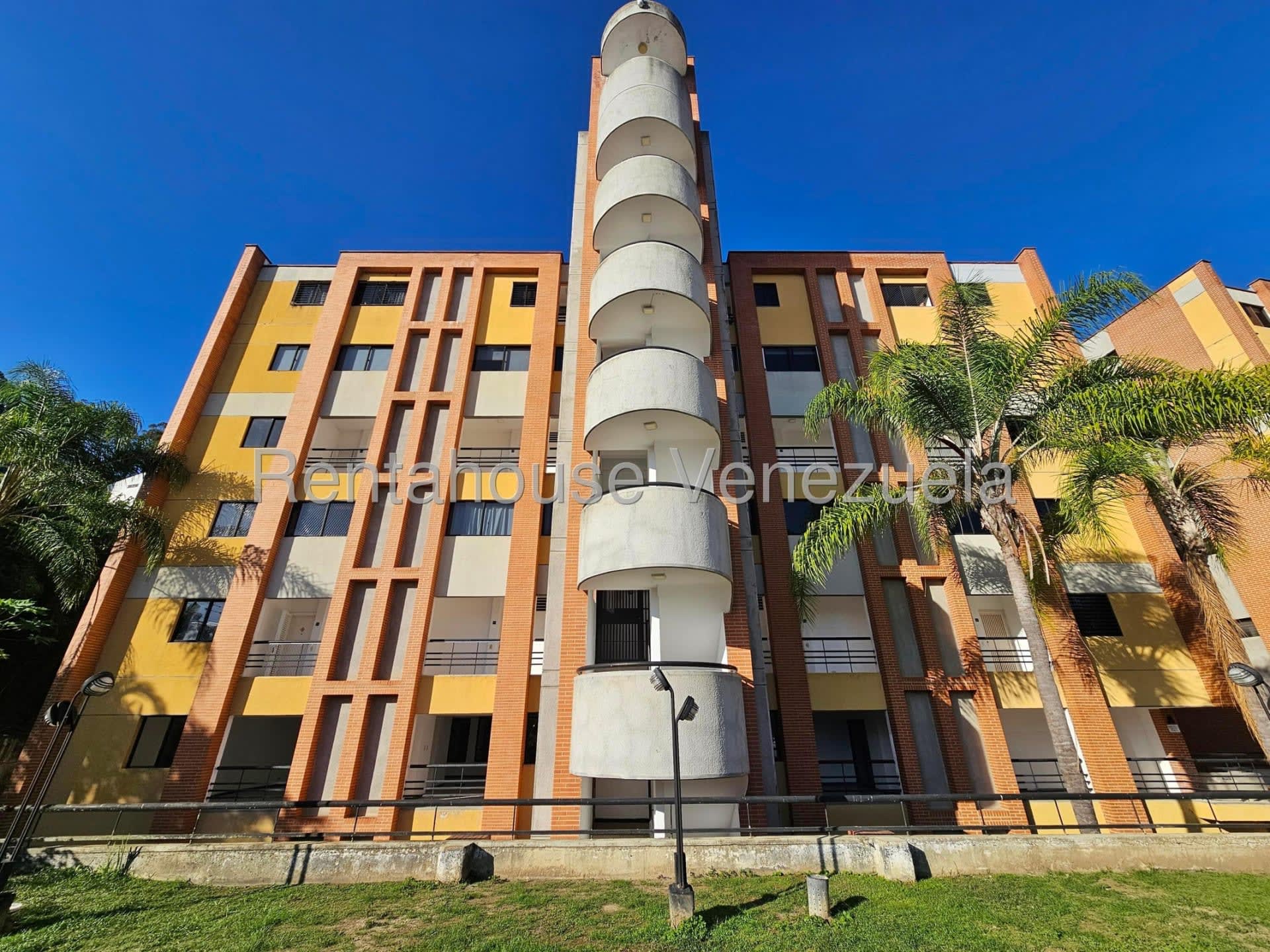 Apartamento en venta en Caracas (La Boyera), foto 1 de 12