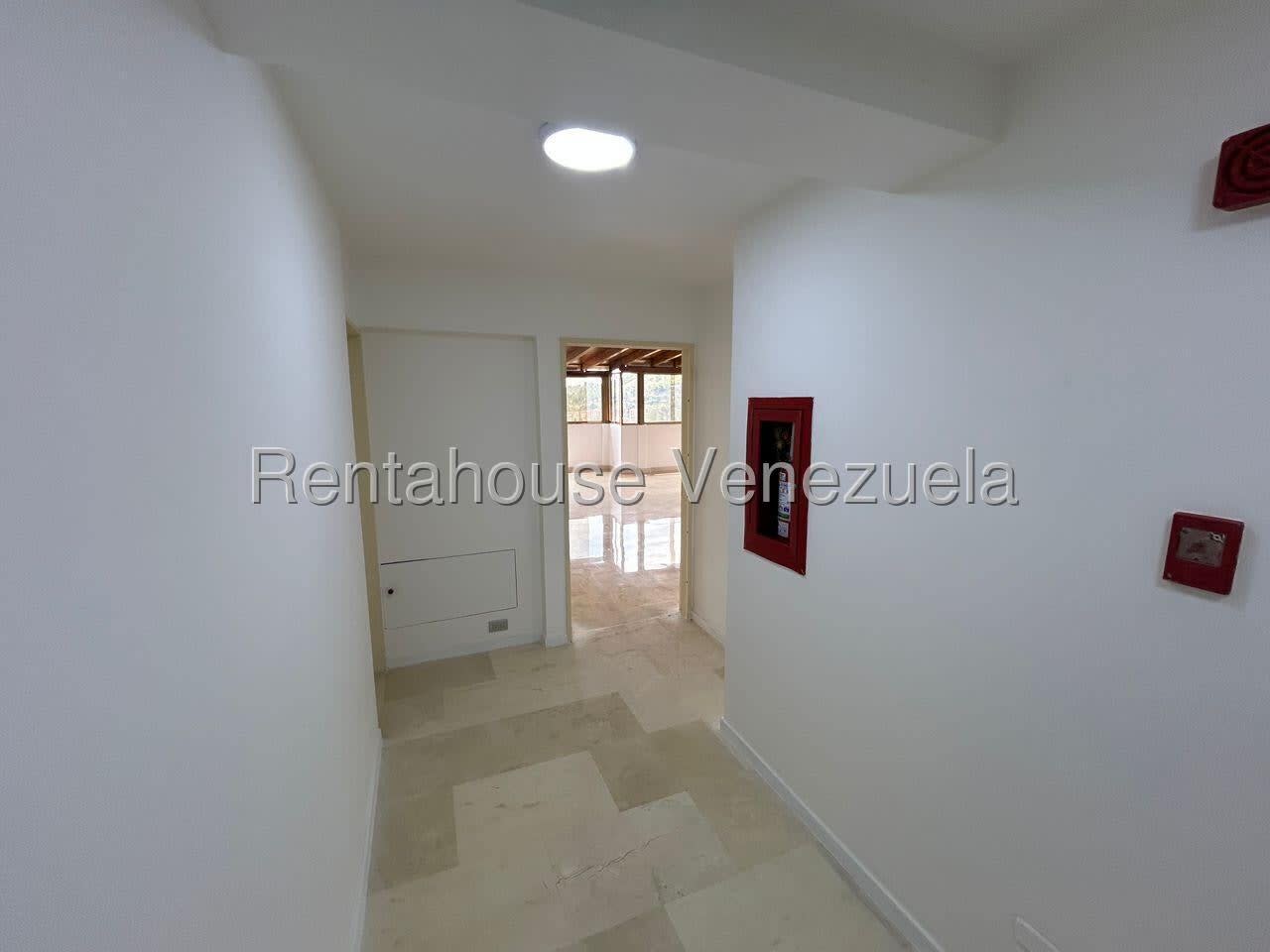 Apartamento en venta en Caracas (Los Naranjos del Cafetal), foto 3 de 12