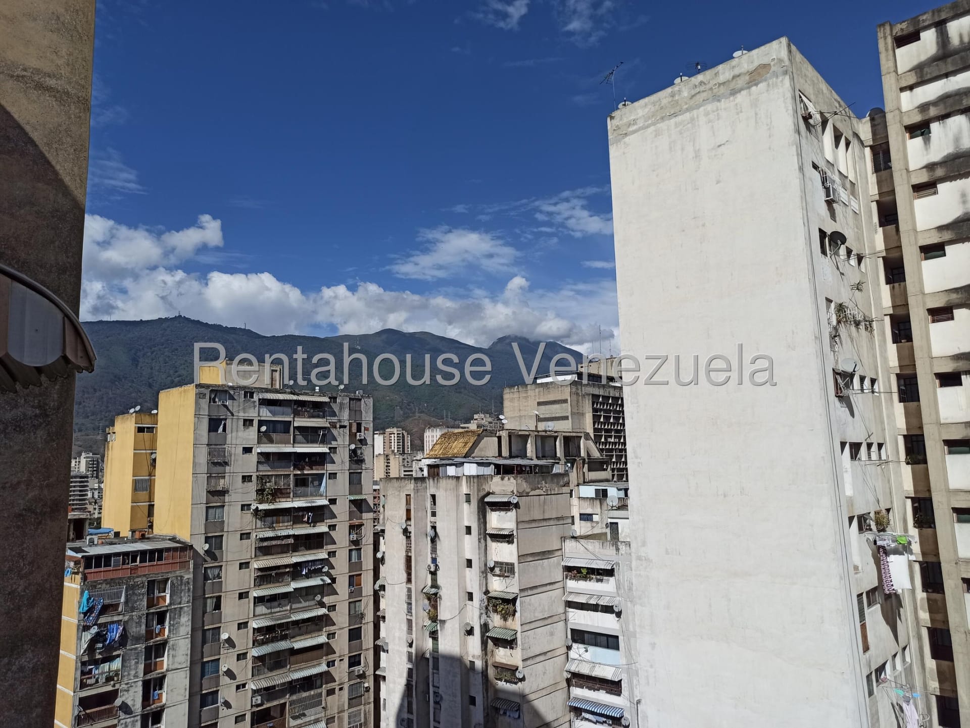 Apartamento en venta en Caracas (Parroquia Santa Rosalia), foto 5 de 12