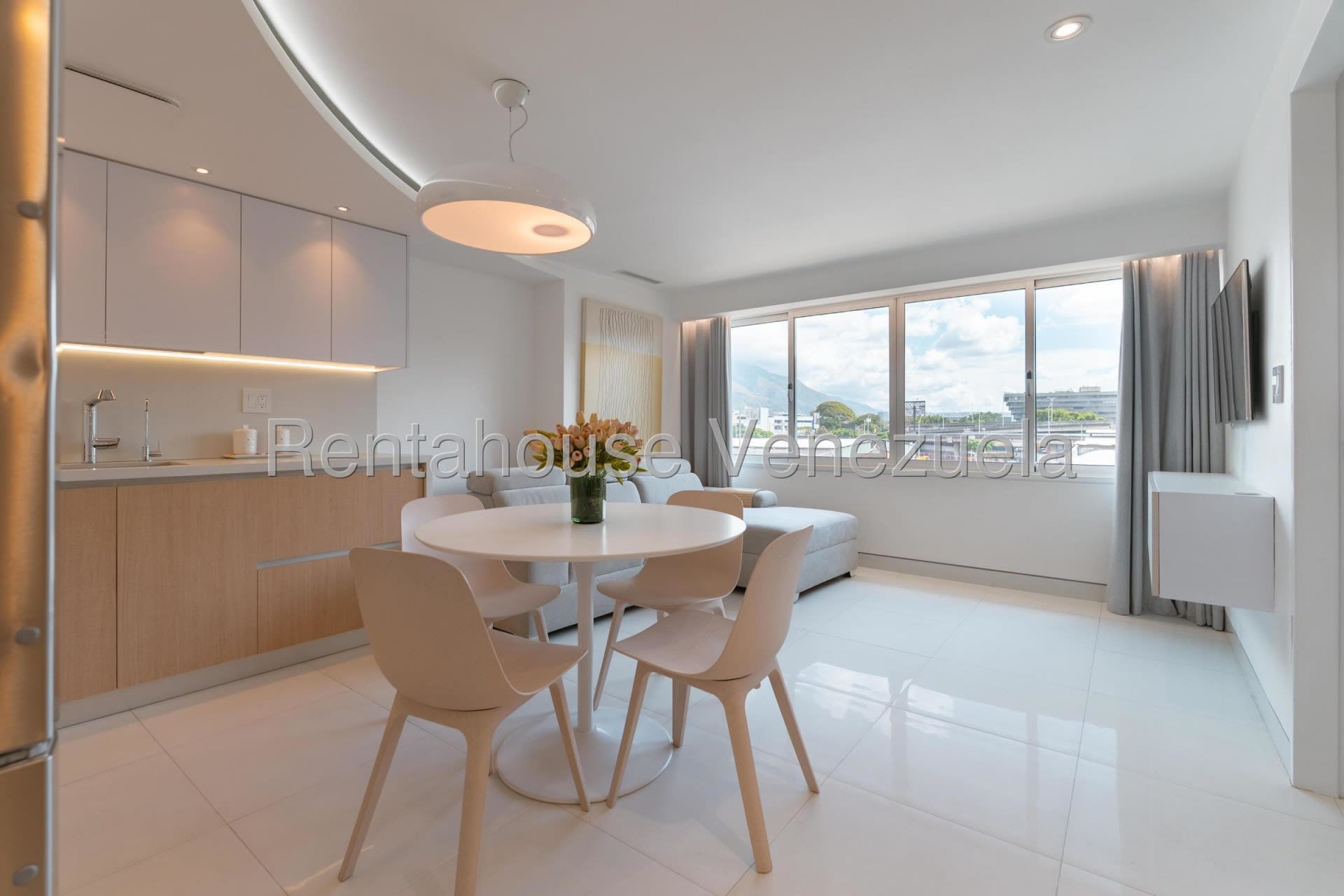 Apartamento en venta en Caracas (El Rosal), foto 1 de 12