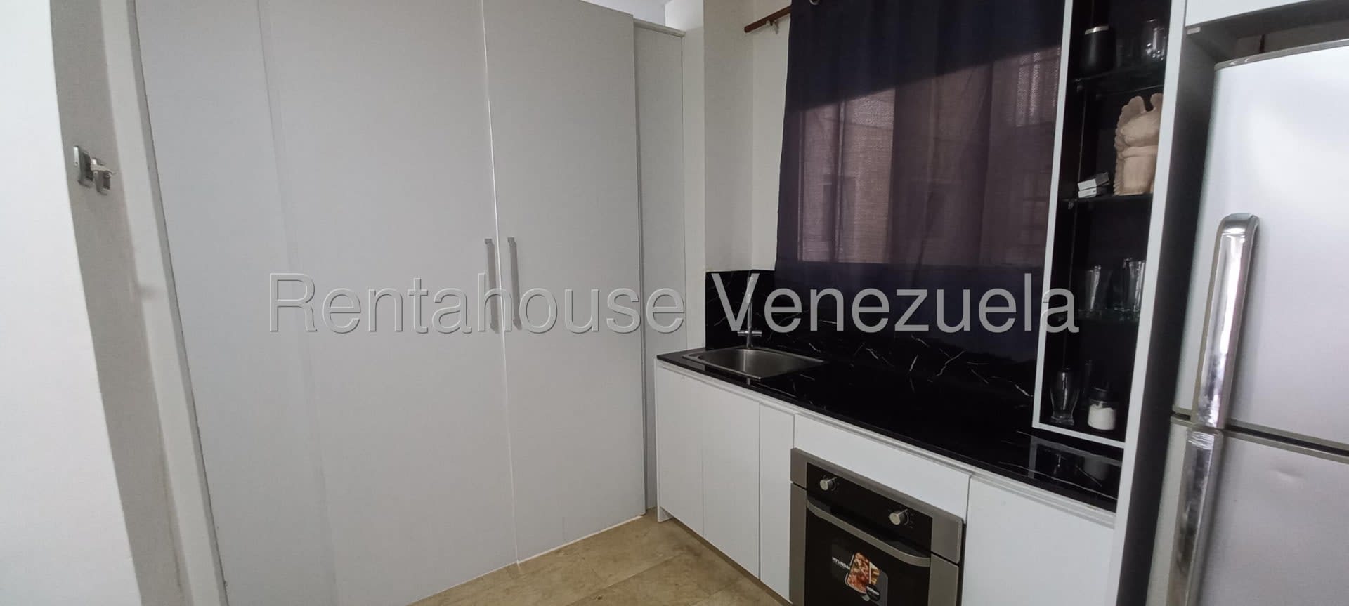 Apartamento en venta en Caracas (Los Naranjos de Las Mercedes), foto 5 de 12
