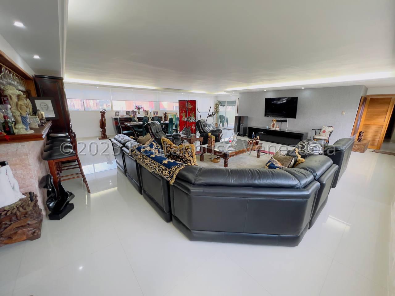 Apartamento en venta en Caracas (La Bonita), foto 2 de 12